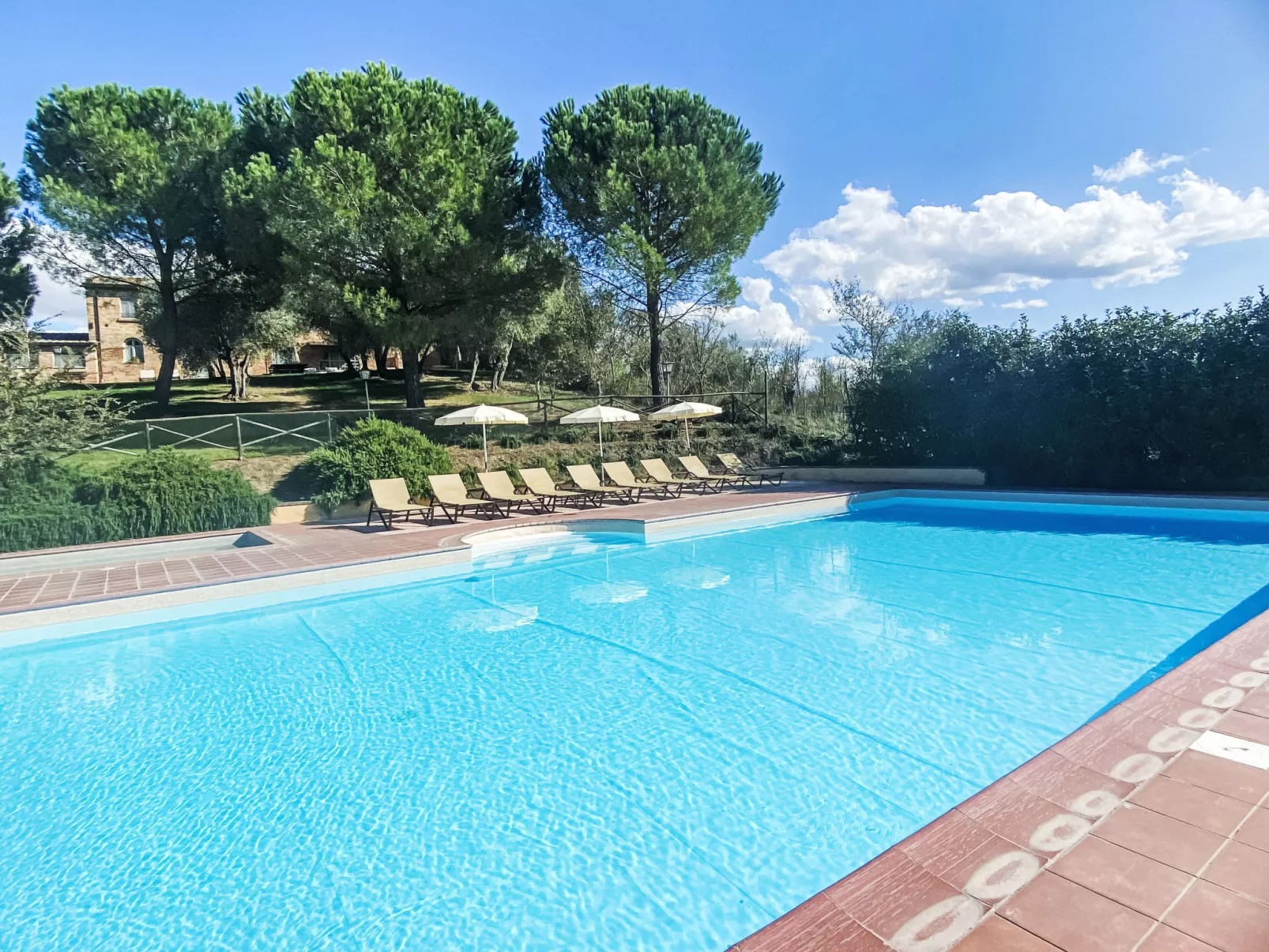Asciano - Dehors
