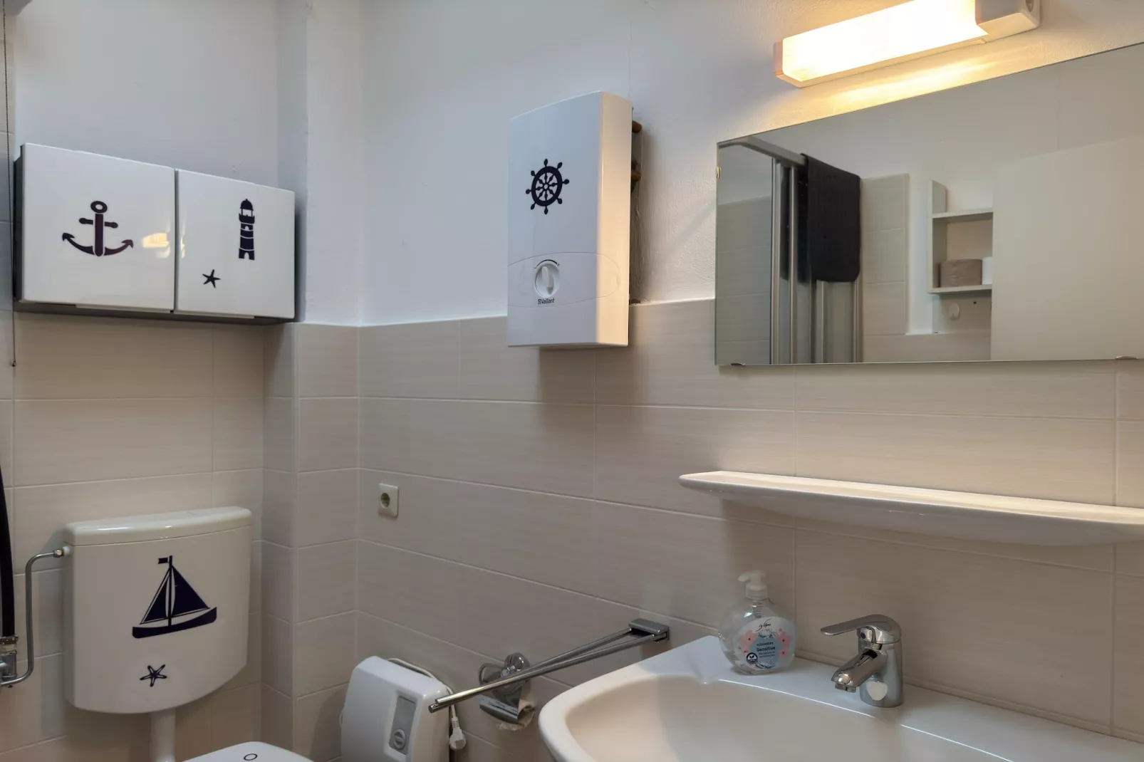 Ferienhaus Seeigel - Bathroom