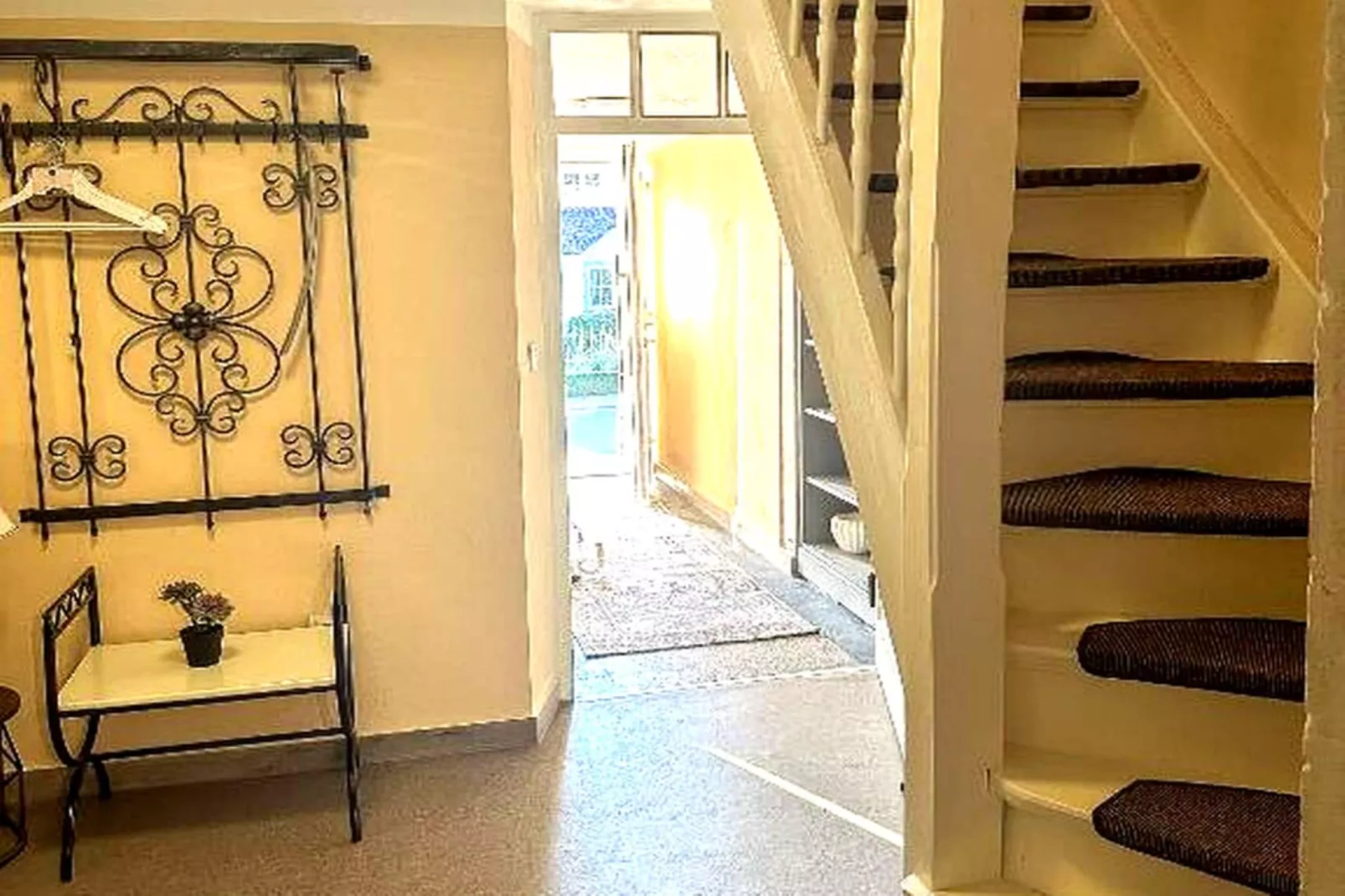 KN 16 Ferienhaus Sonnentälchen - Flur