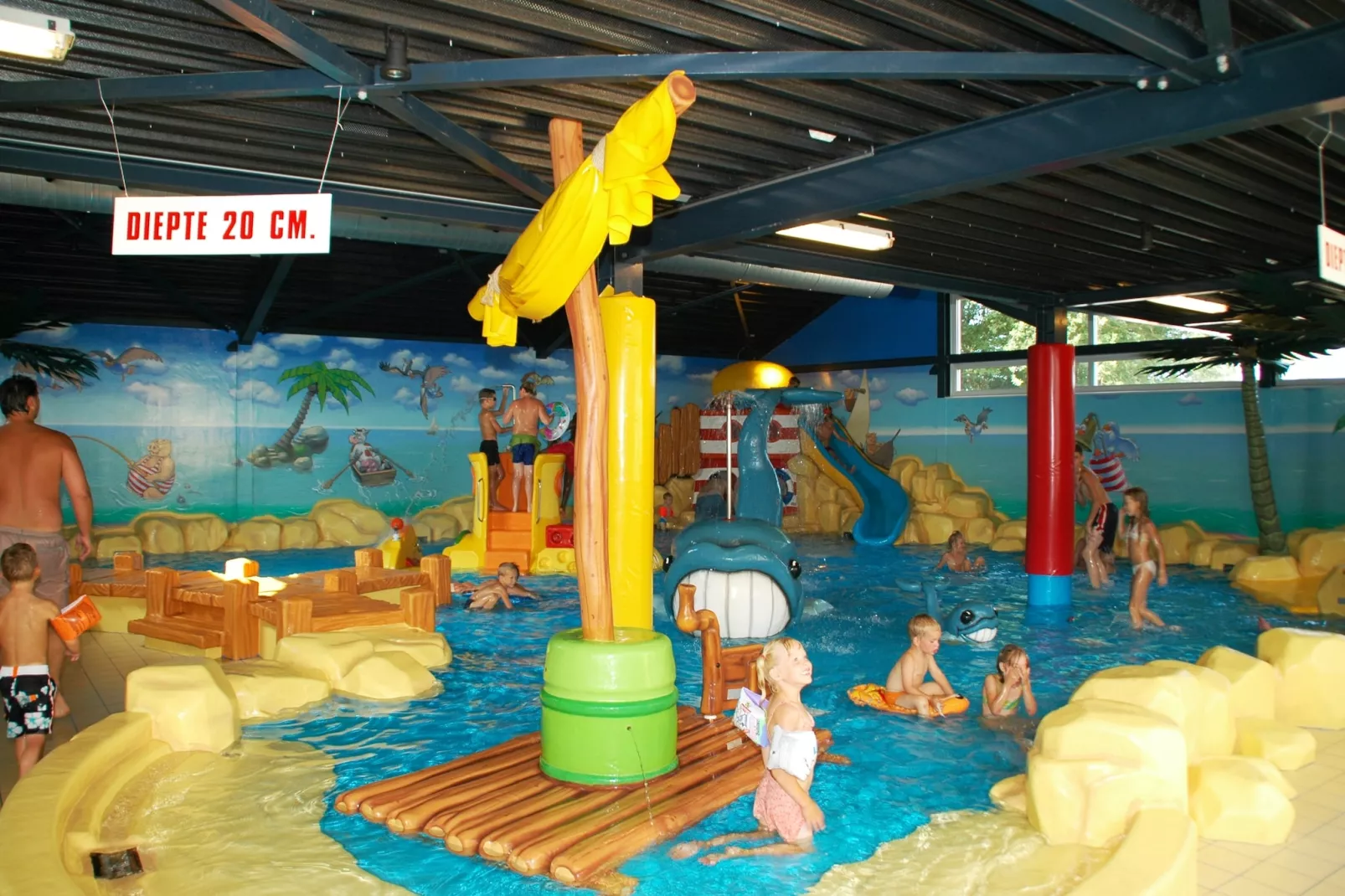 Vakantiepark Bergumermeer 10 - Park facilities