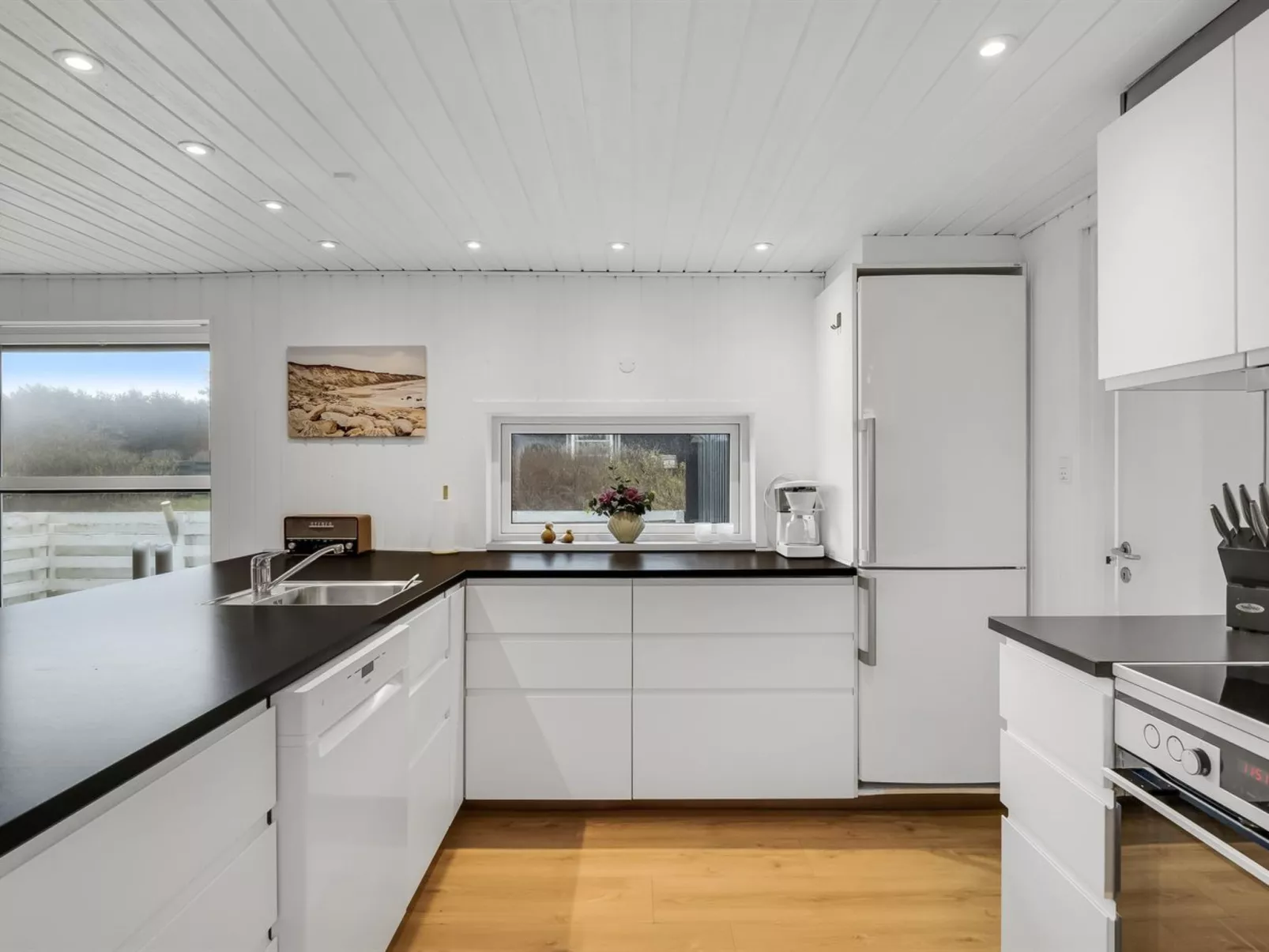 "Vilhelmiina" - 350m from the sea - Drinnen