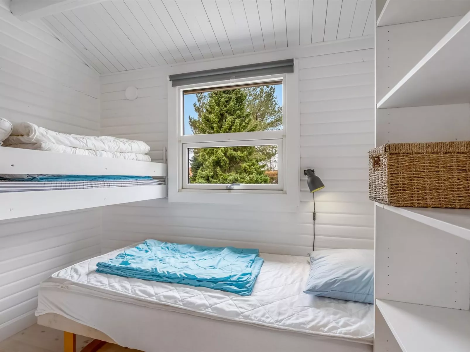"Aarno" - 700m from the sea - Inside