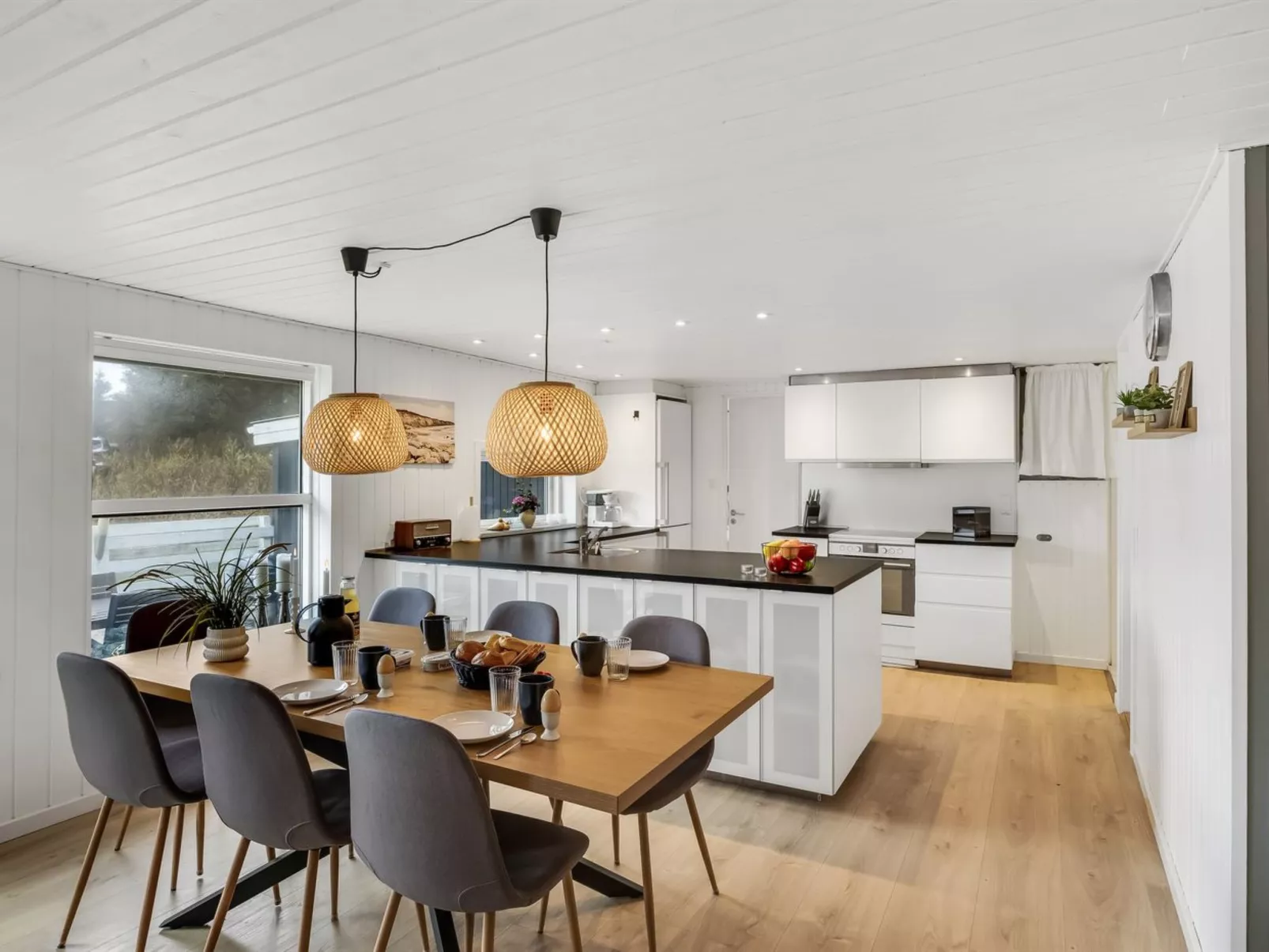 "Vilhelmiina" - 350m from the sea - Drinnen