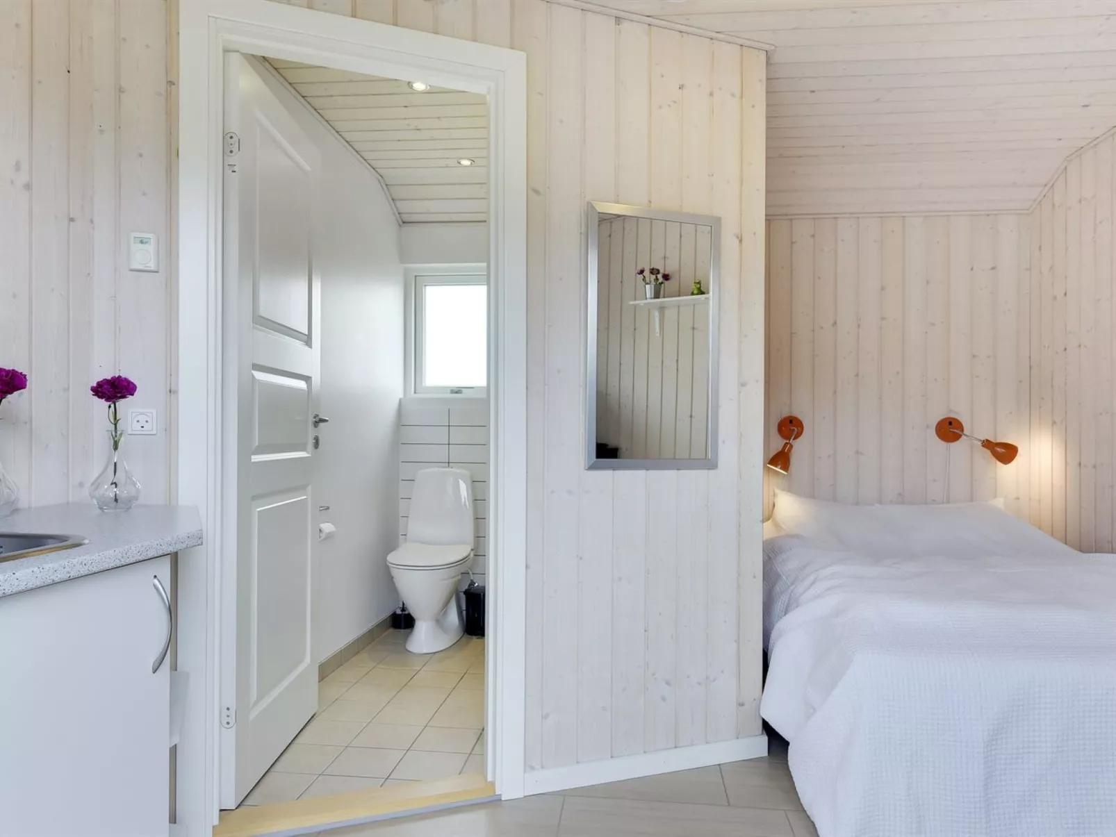 "Tessie" - 1.2km from the sea - Drinnen
