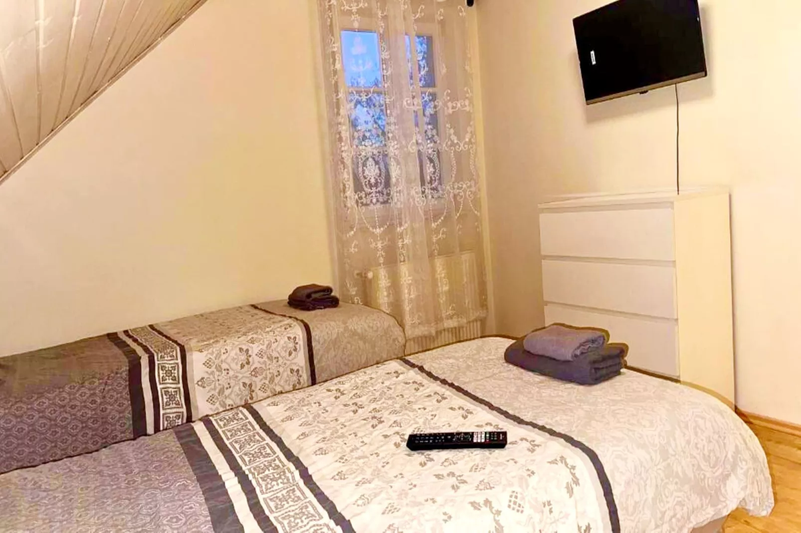 B2 Ferienwohnung Sonnentälchen - Schlafzimmer