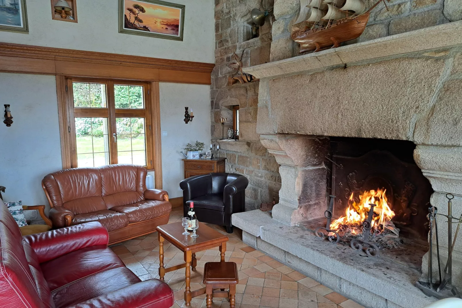 Granitsteinhaus in St Pol-de-Léon - Living room