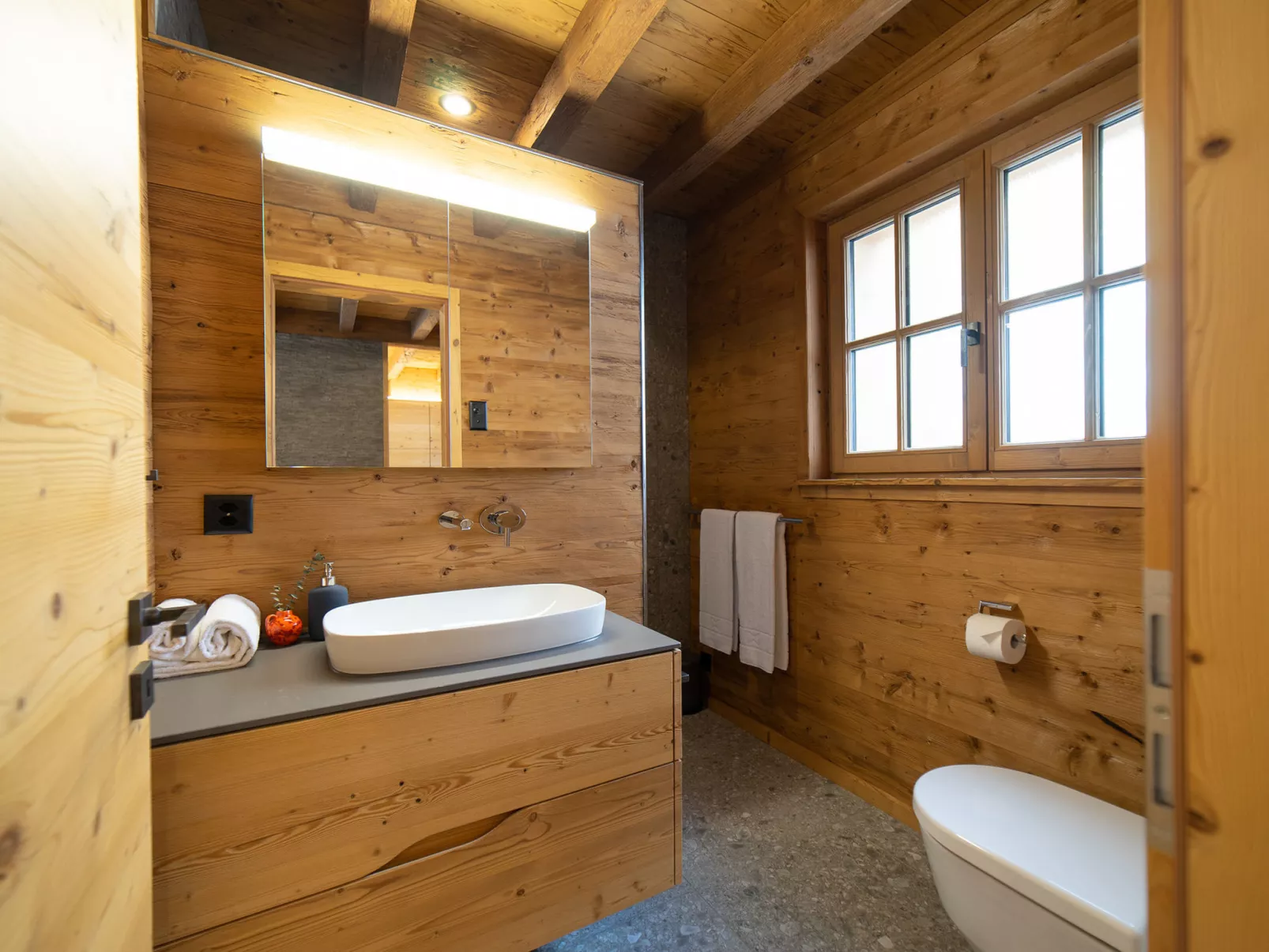 Chalet Selun - Drinnen