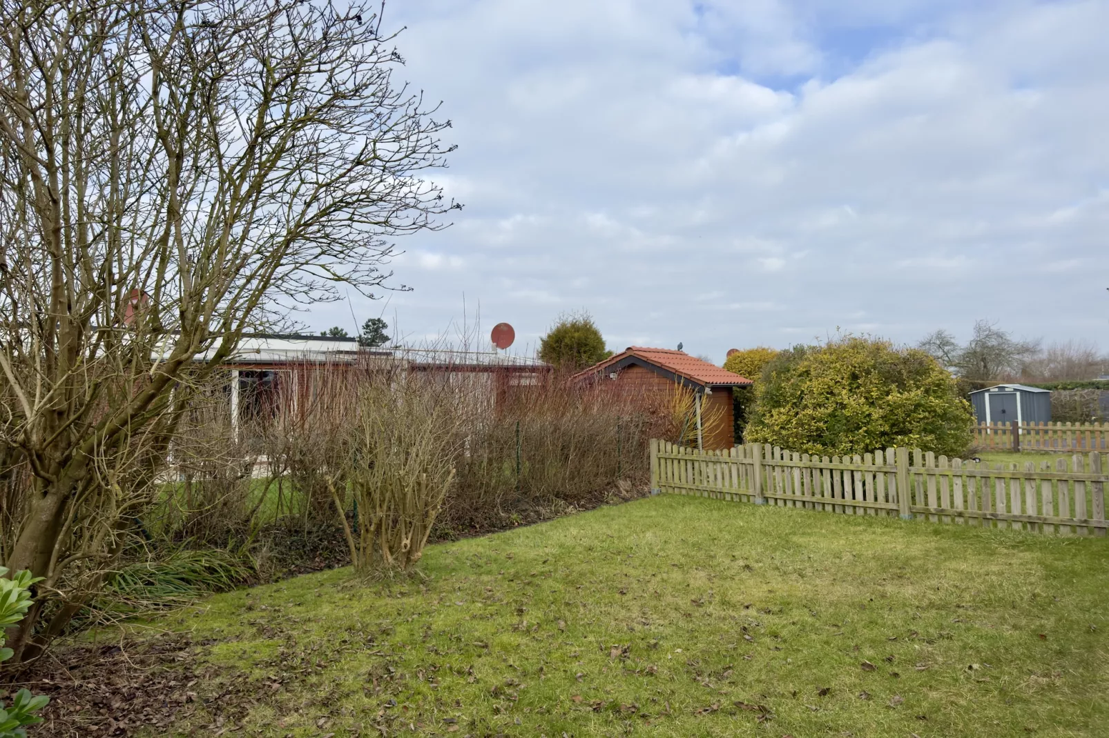 Ferienhaus Anne - Garten Sommer