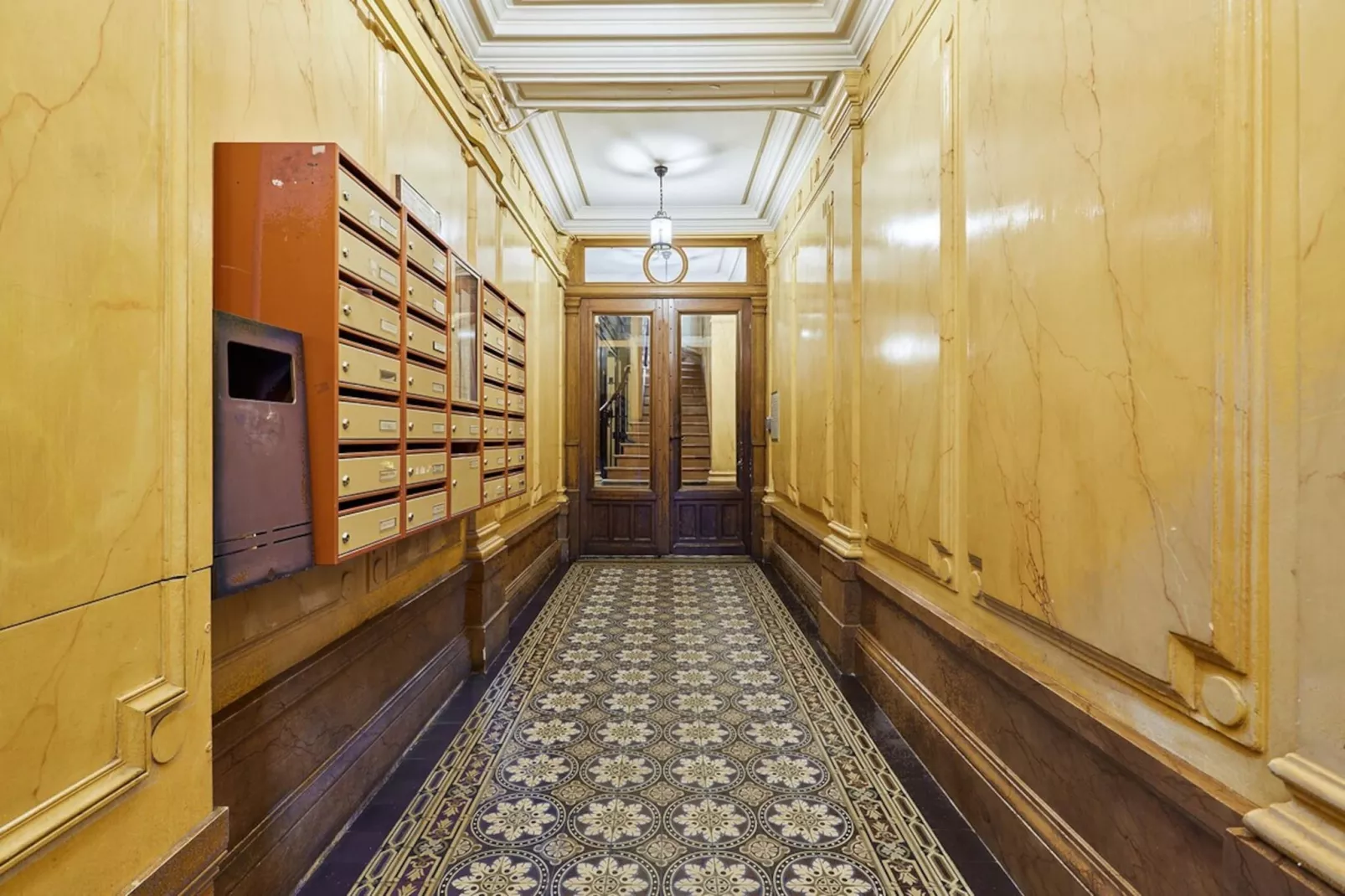 ECURIES 2 NEW - Untagged