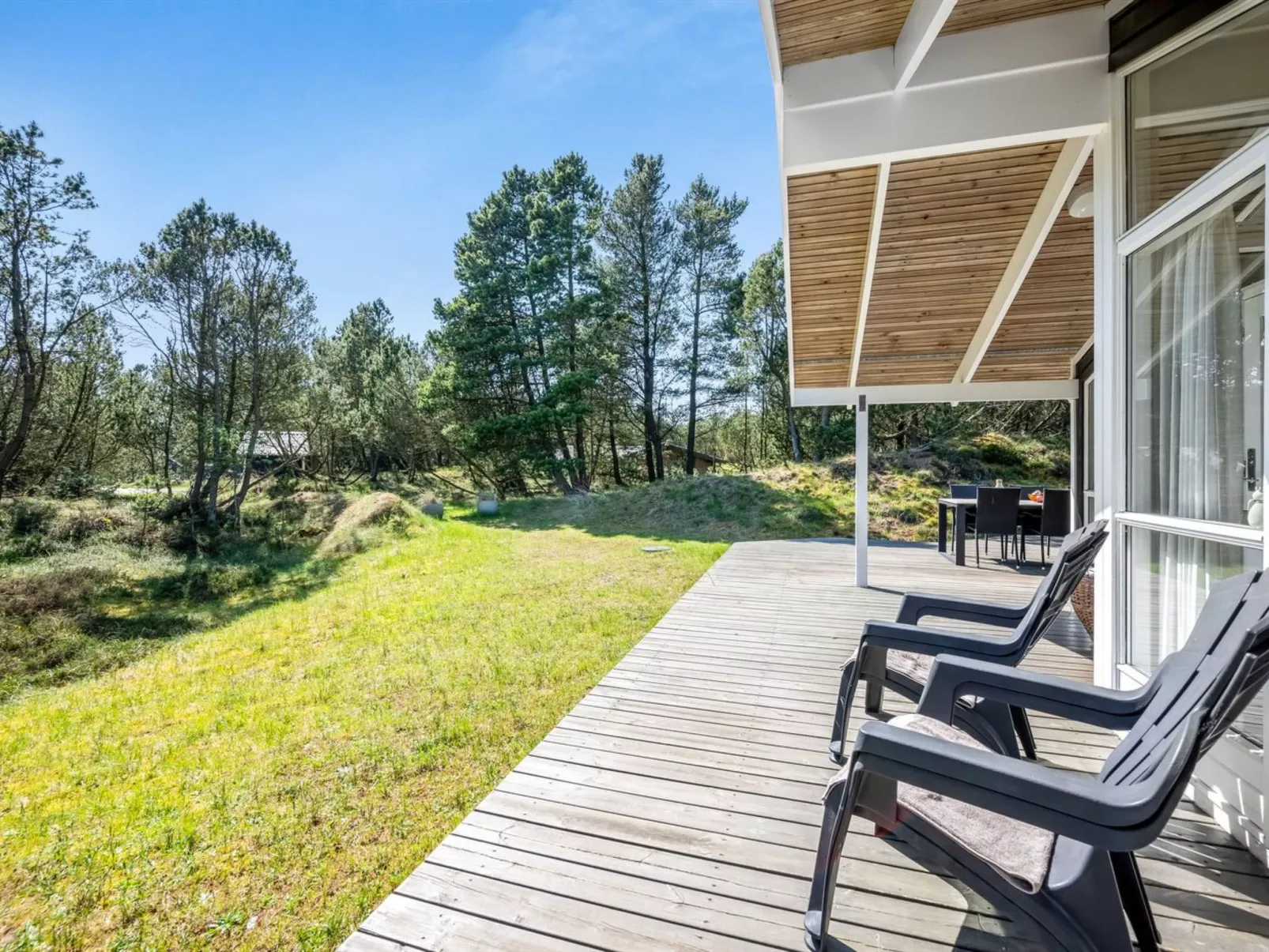 "Abiorn" - 2.5km from the sea - Outside
