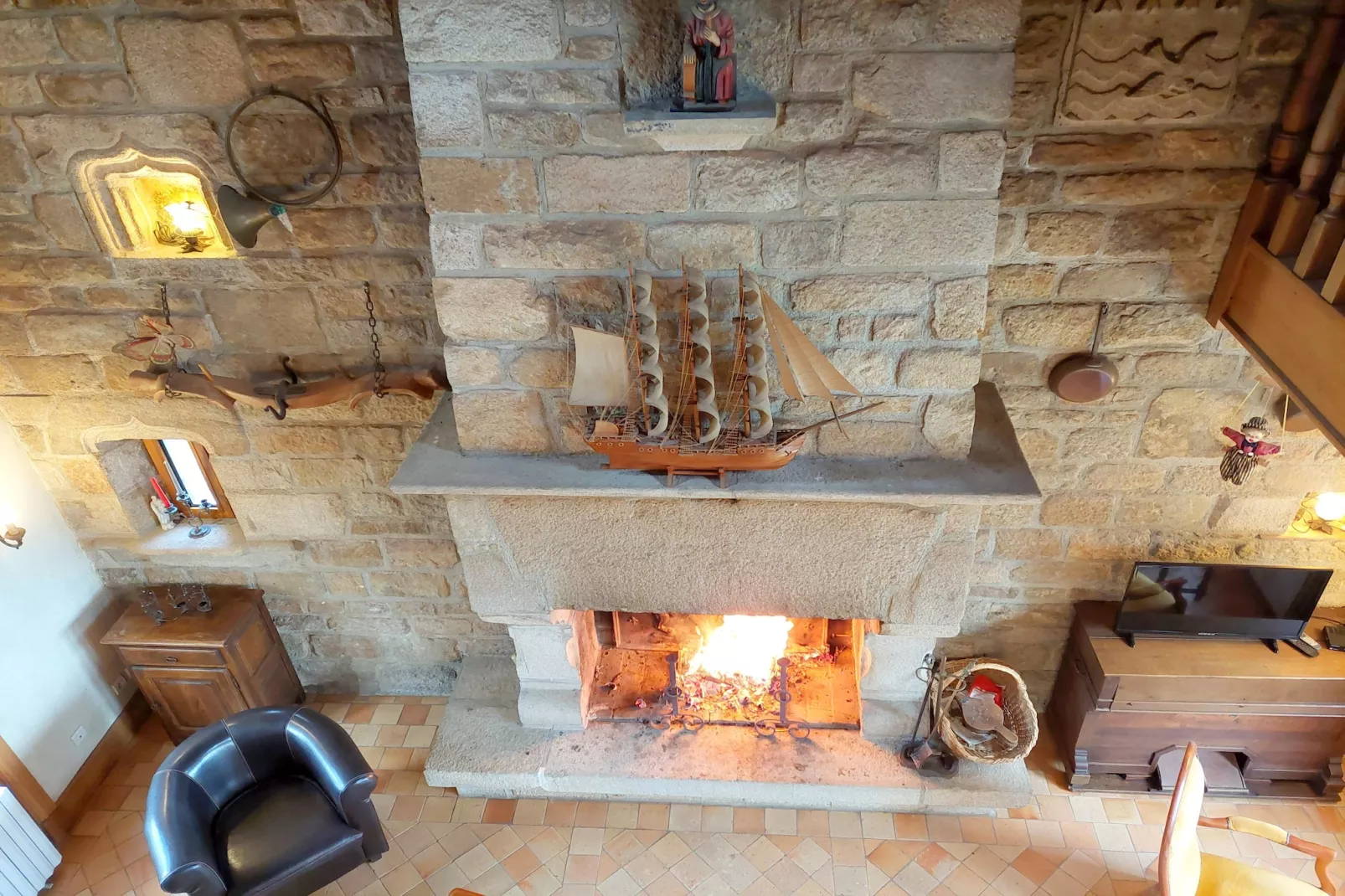 Granitsteinhaus in St Pol-de-Léon - Living room