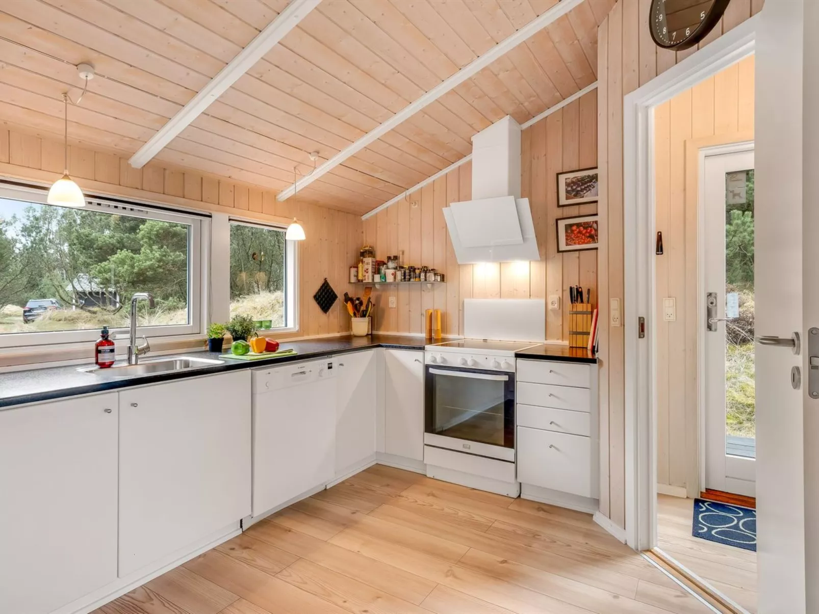 "Abiorn" - 2.5km from the sea - Inside