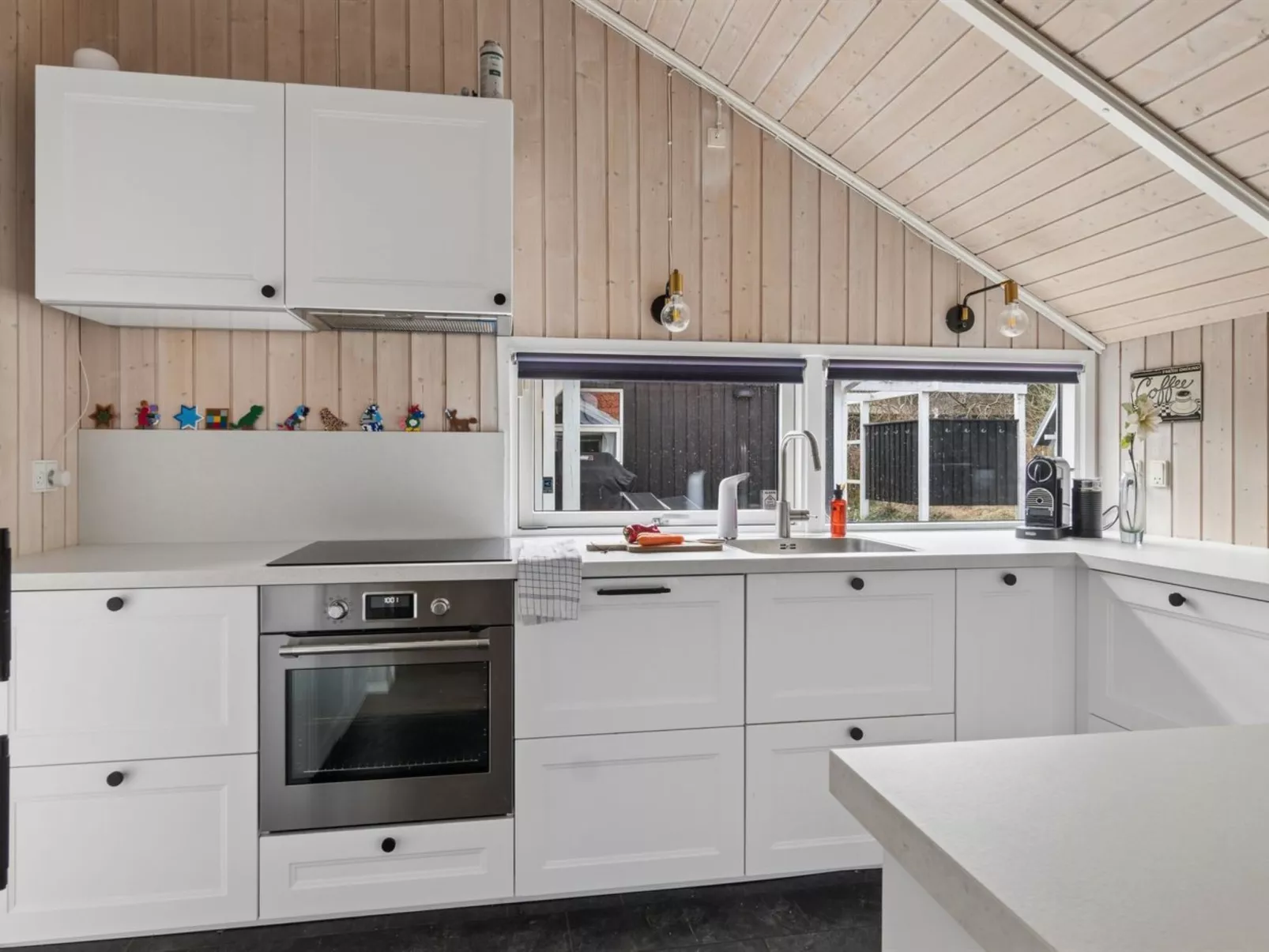 "Saija" - 2.1km from the sea - Drinnen