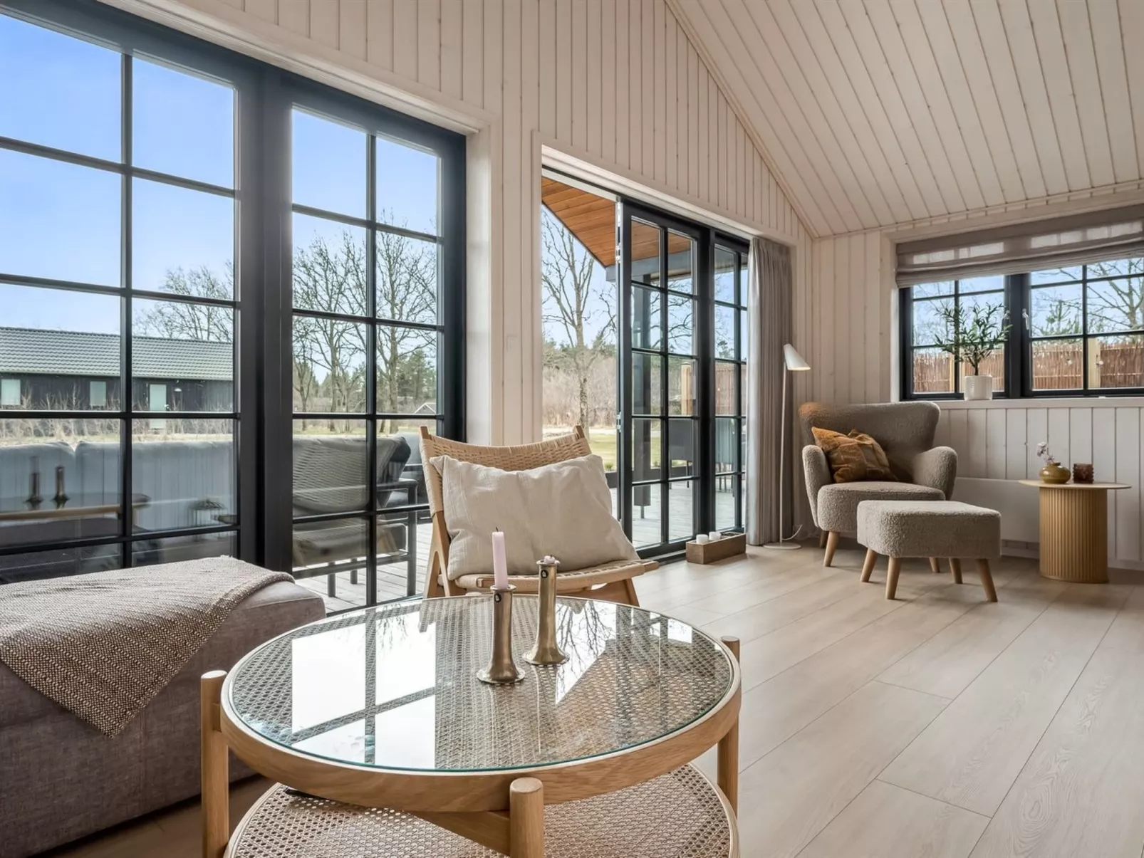 "Emin" - 2.8km from the sea - Drinnen