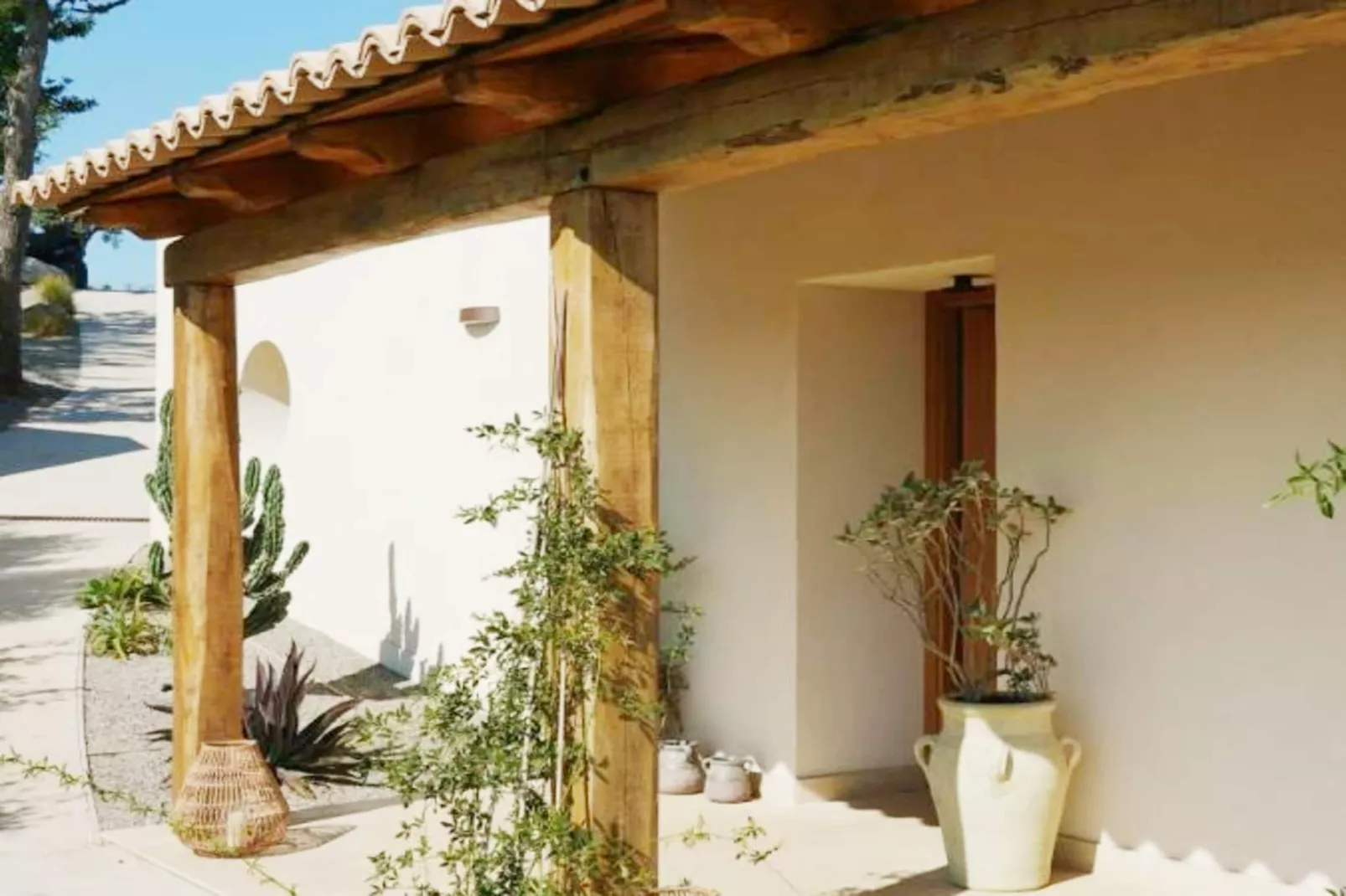 JATU RETREAT - Außenbereich Winter