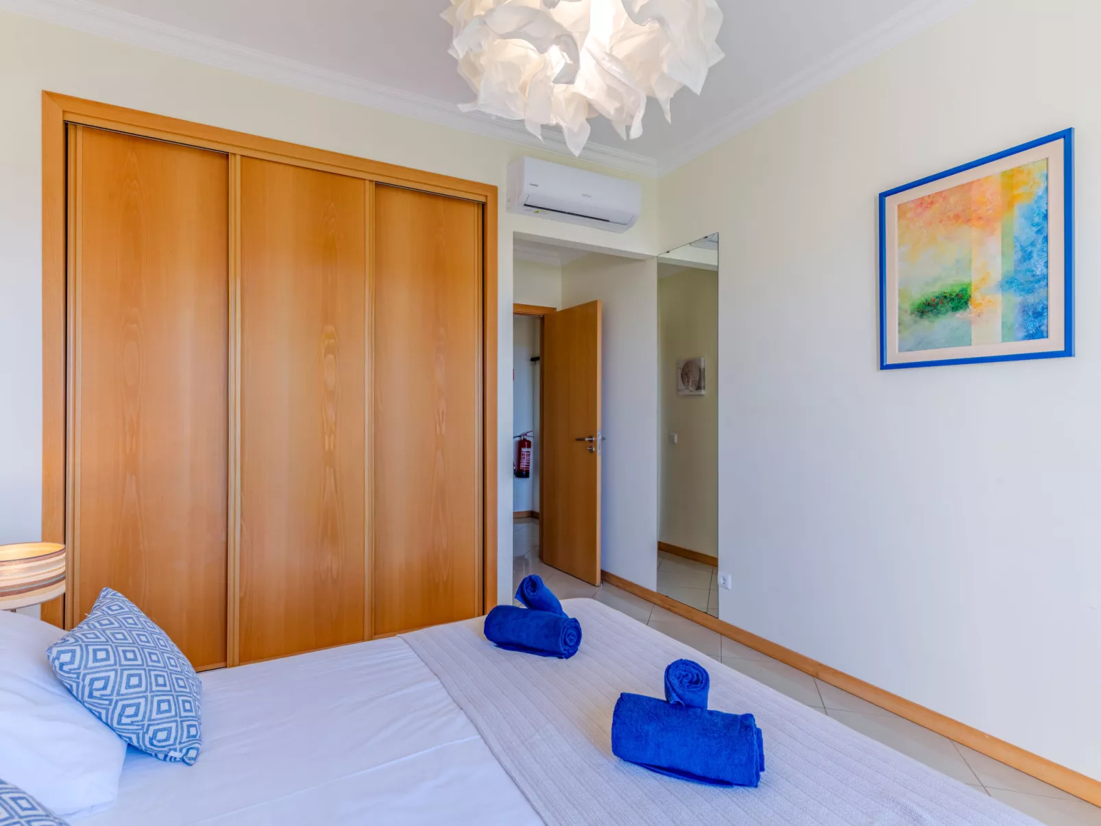 Vista Mar - Inside