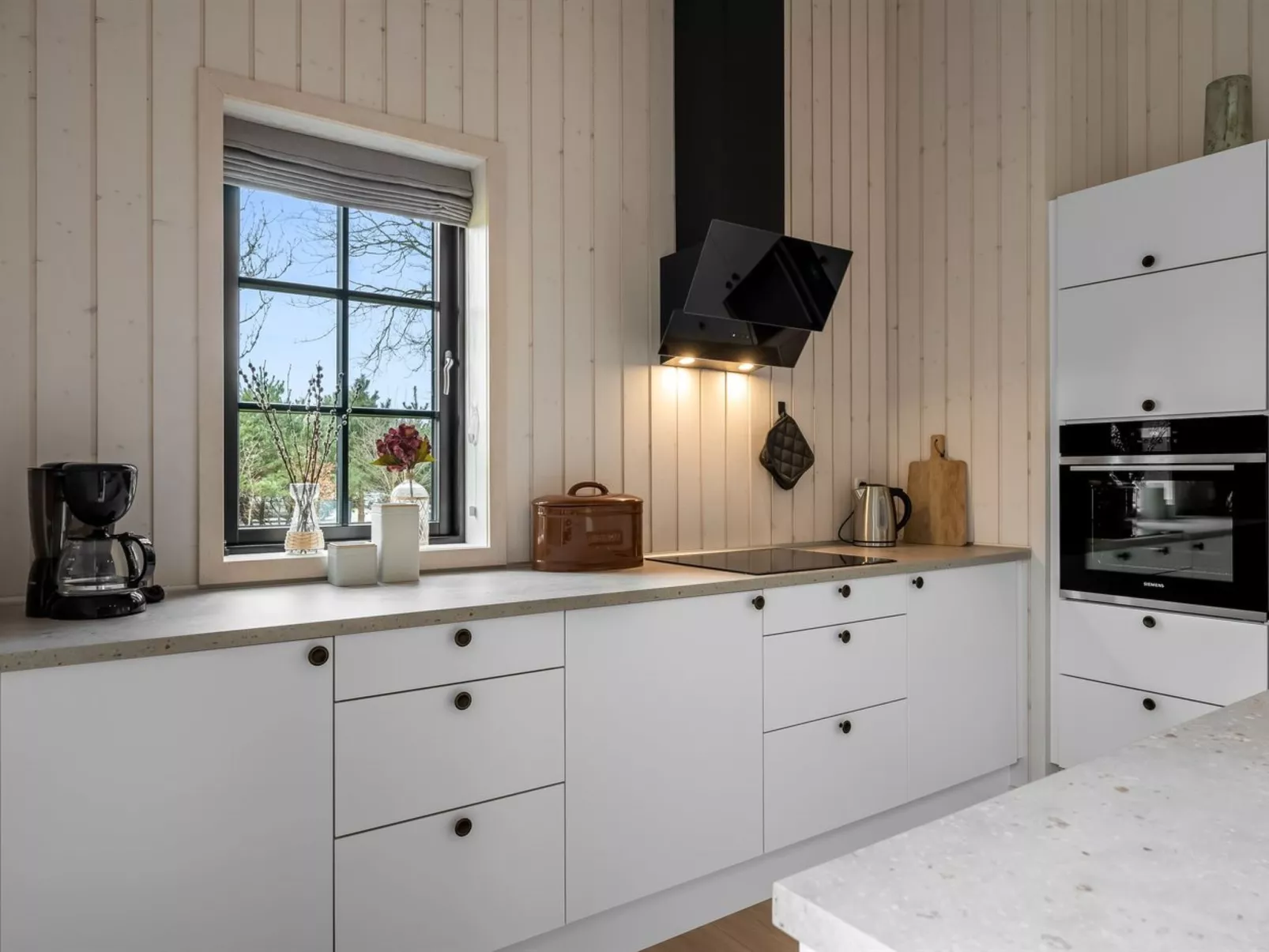 "Emin" - 2.8km from the sea - Drinnen