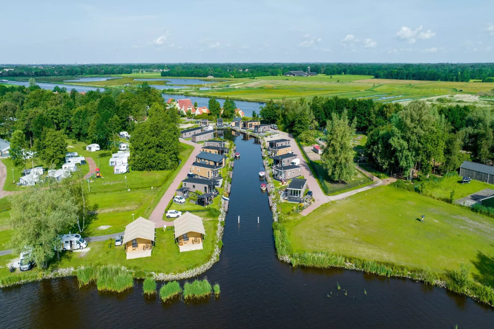 Vakantiepark Bergumermeer 10 - Areas within 1km in summer