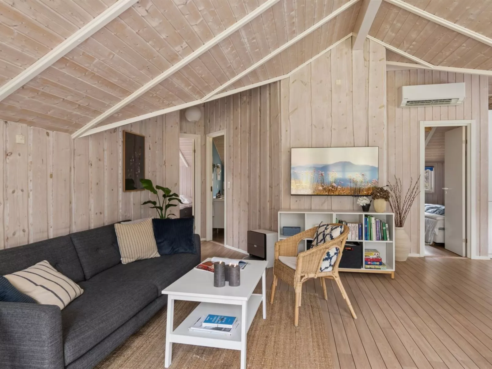 "Saija" - 2.1km from the sea - Drinnen