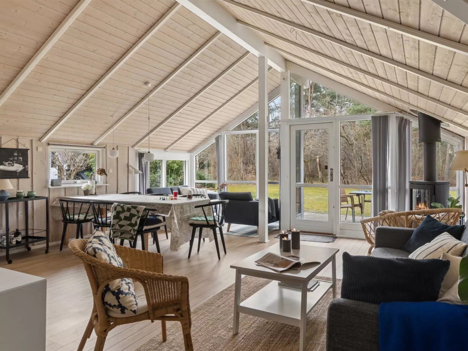 "Saija" - 2.1km from the sea - Drinnen