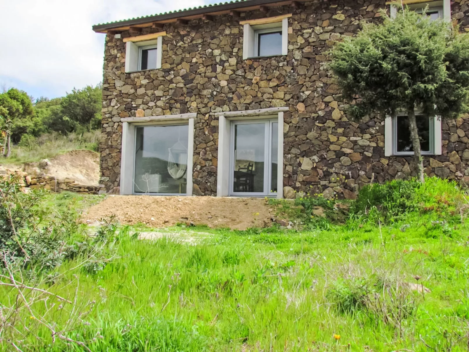 Stone Cottage - Outside