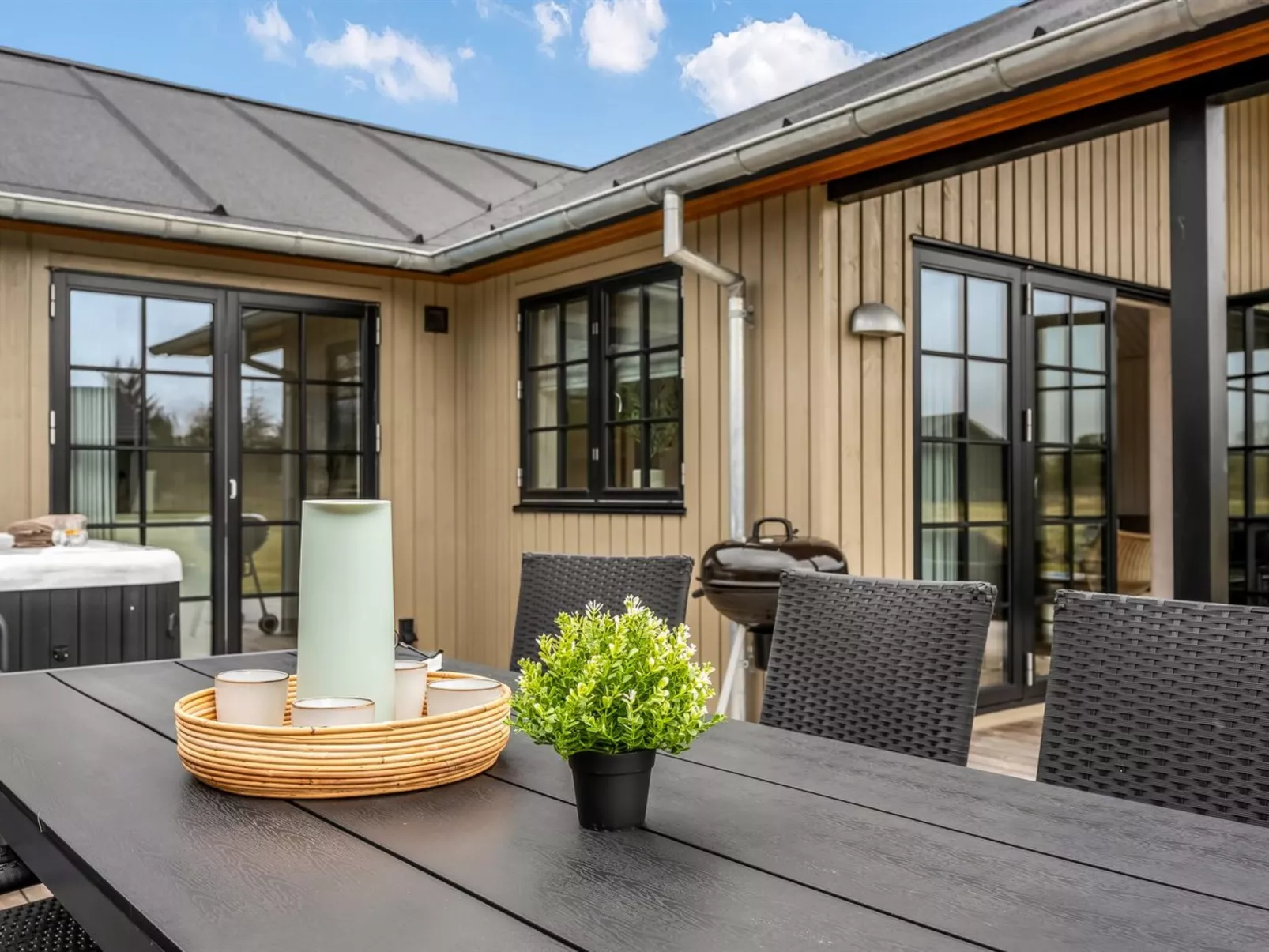 "Emin" - 2.8km from the sea - Draußen