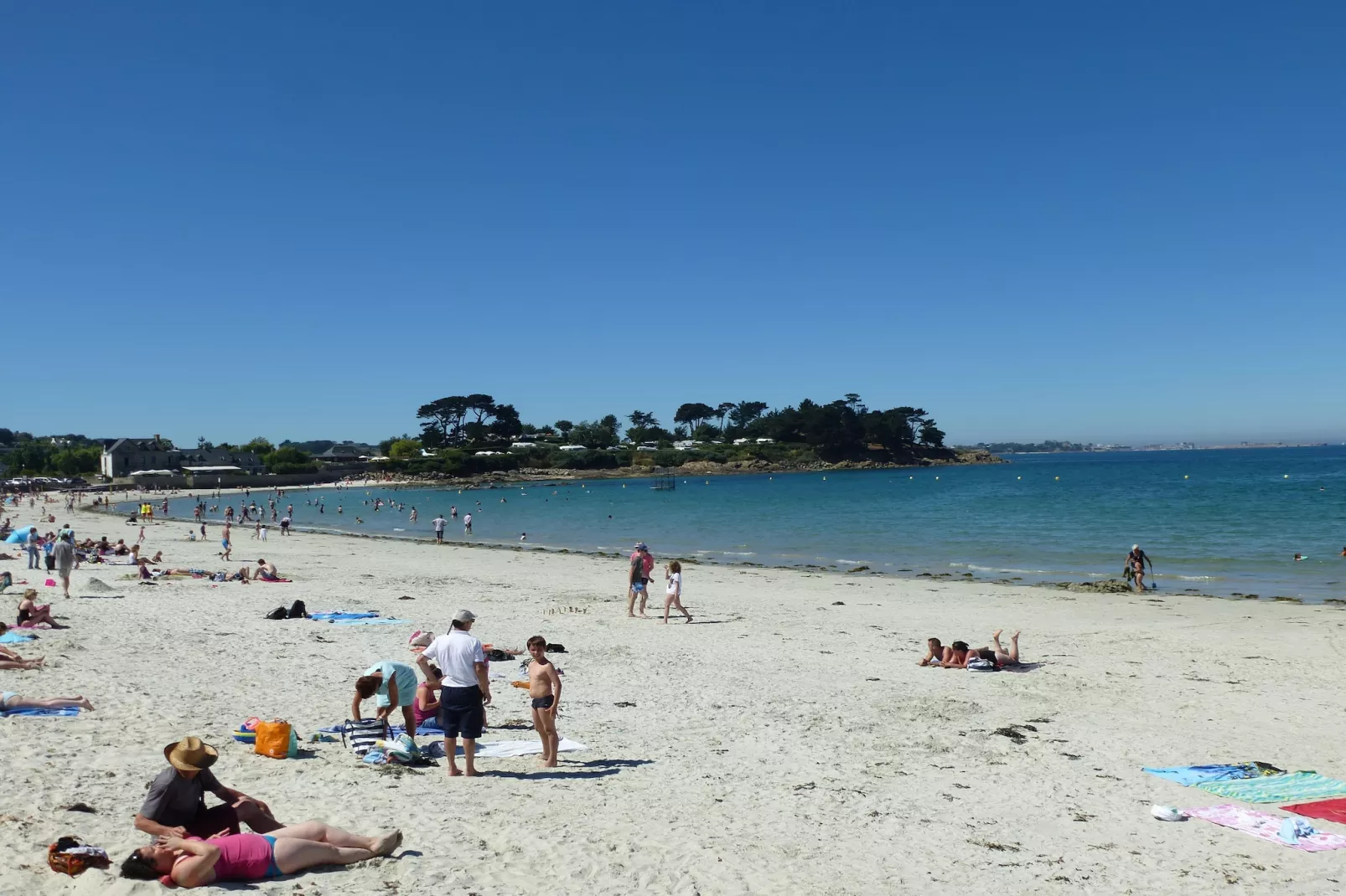 Granitsteinhaus in St Pol-de-Léon - Areas within 5km in summer