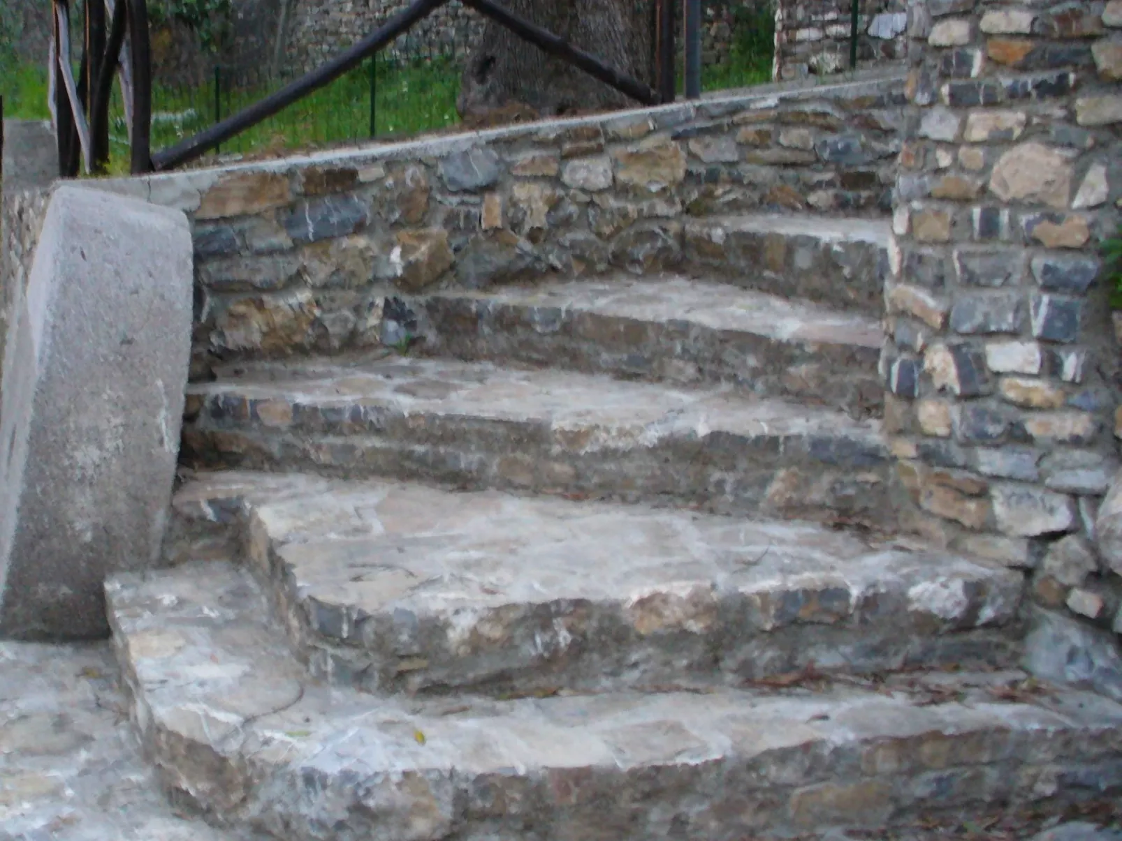 Appartement mit Garten, Terrasse und Grill - Image-tags.info