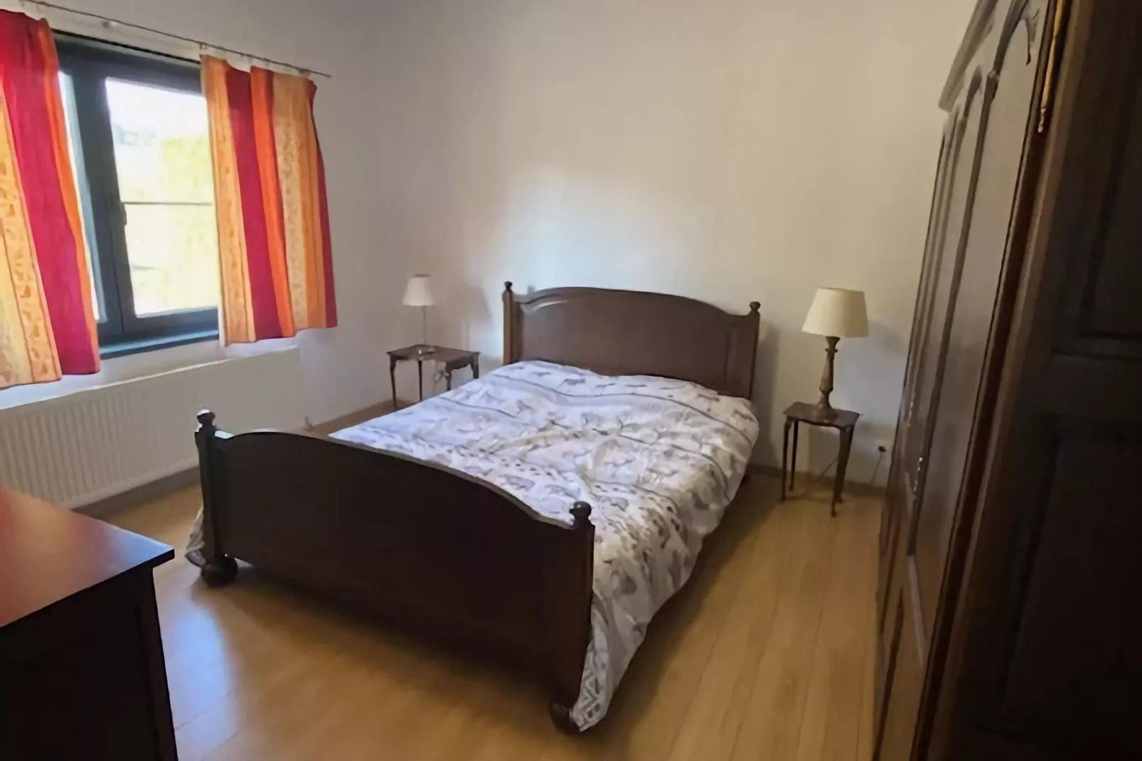 Très belle habitation à Lierneux pour 8 adultes-Chambre