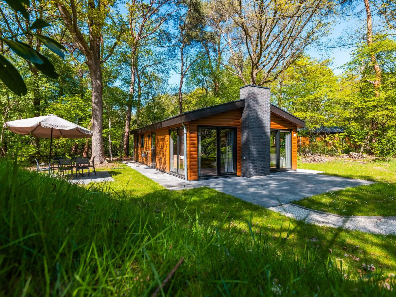 Vakantiepark De Wiltzangh - Esborg Lodge Hottub 6