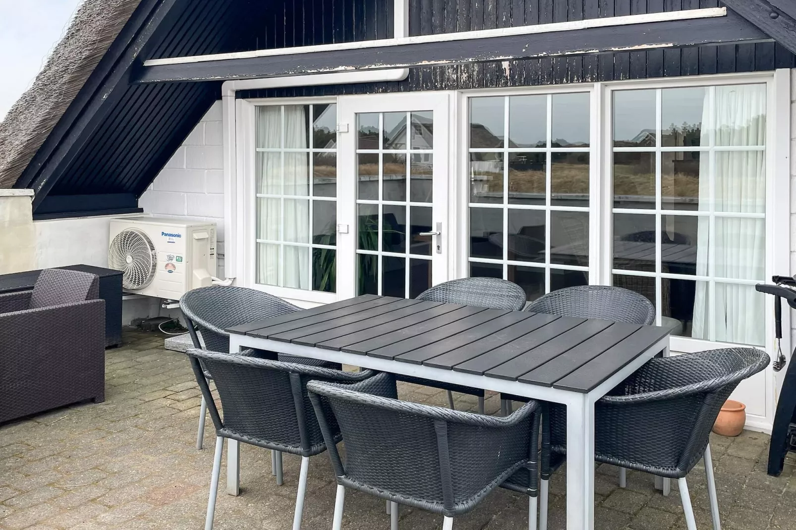 6 person holiday home in Ringkøbing-By Traum