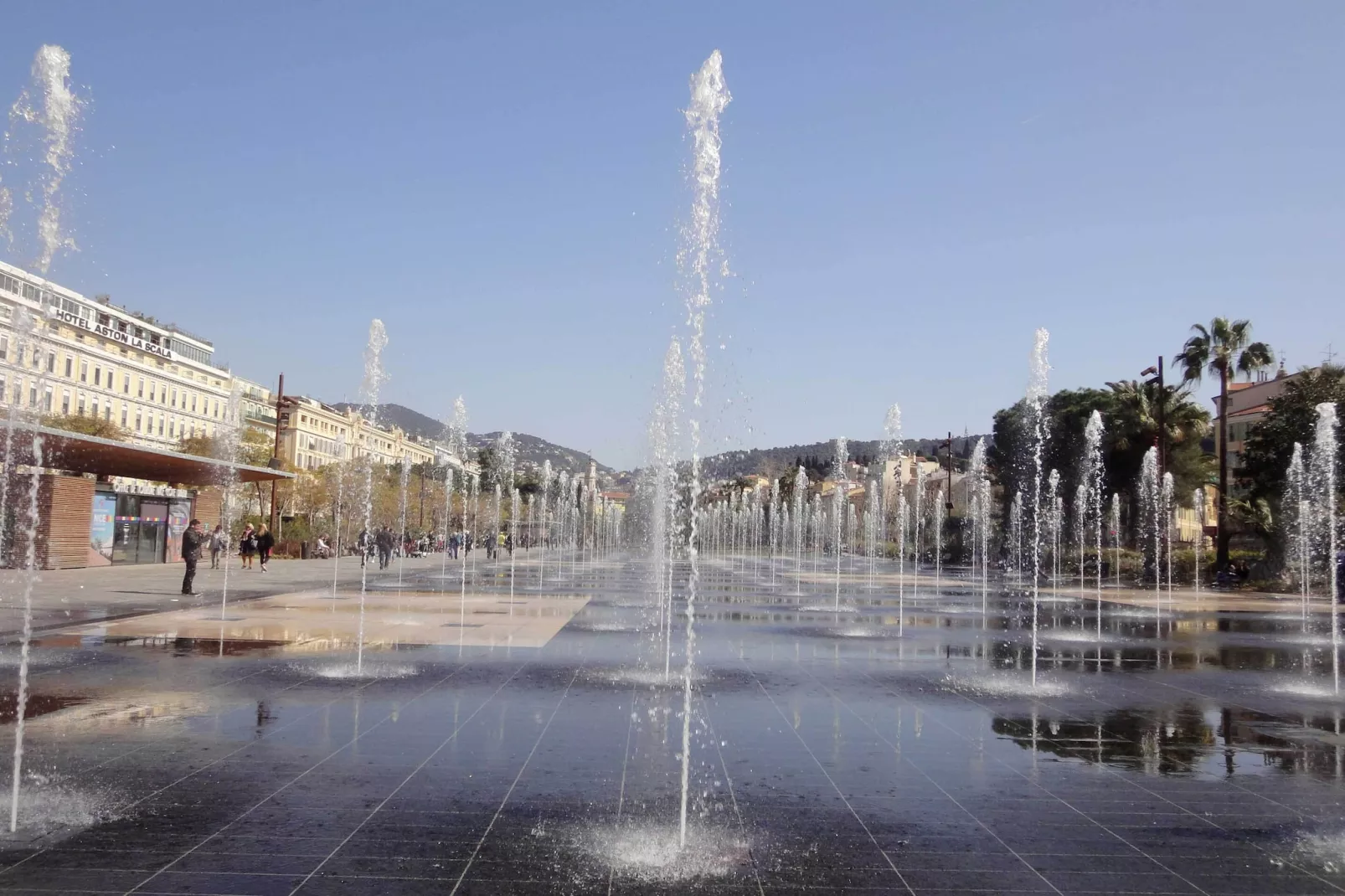 Noelie 1er Etage - Areas within 5km in summer