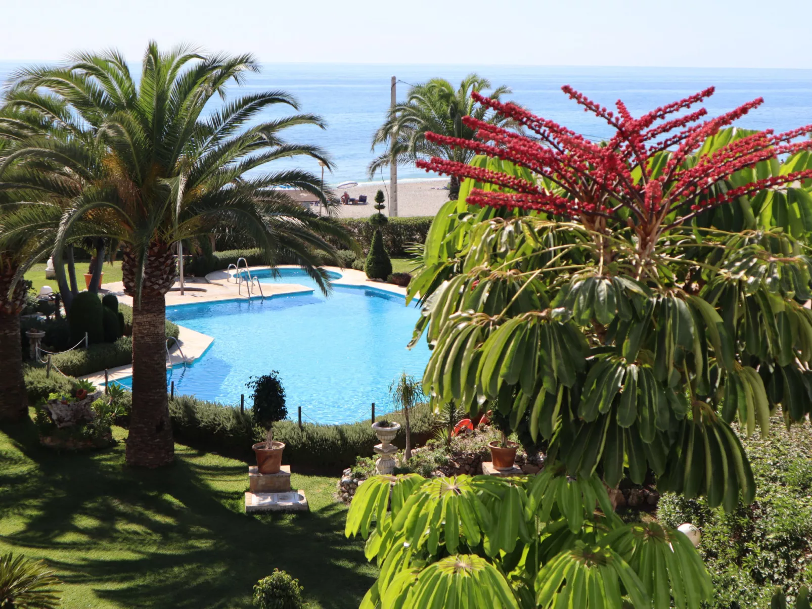 Stella Maris Beachfront 1B by Casasol