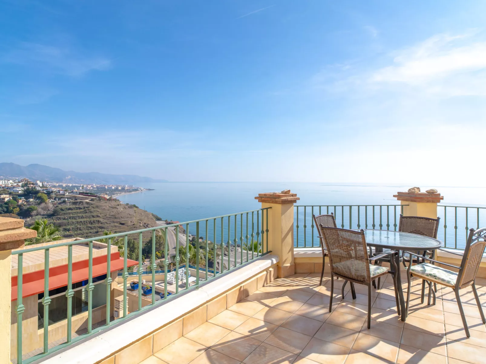 Tamango Hill Alcazaba B by Casasol