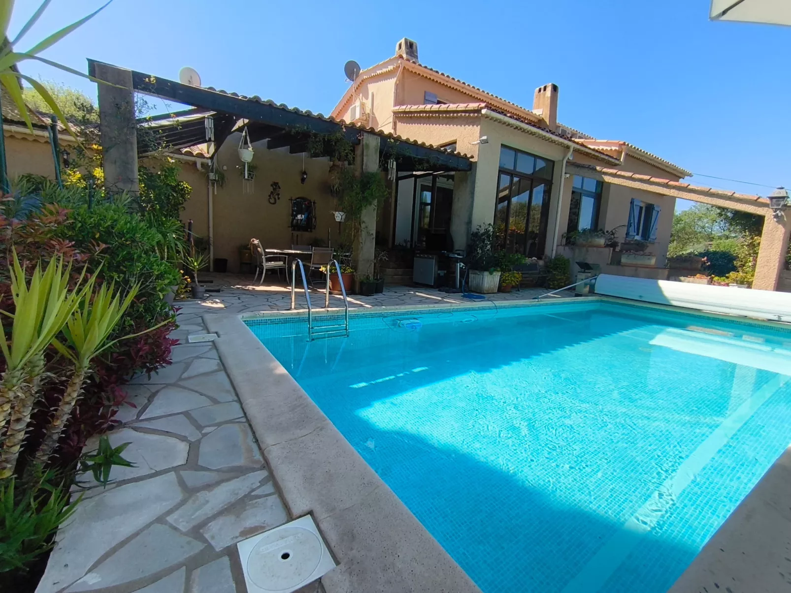 Villa Rock - Dehors