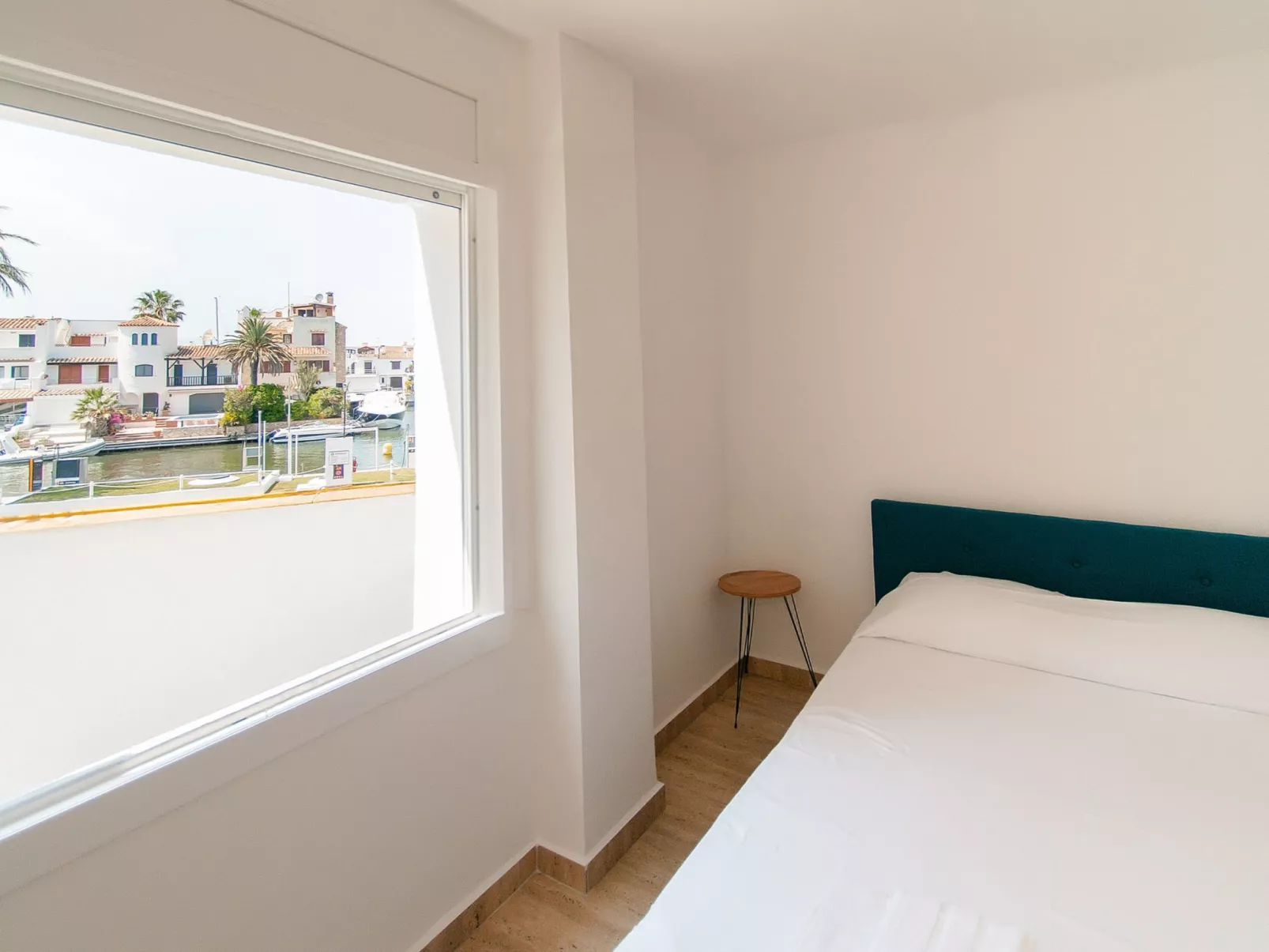 WELCS APARTAMENTO 263 EMP con vistas al canal