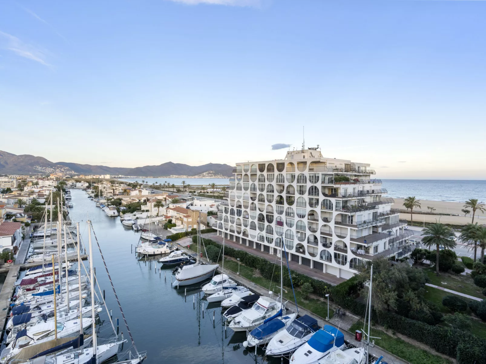 WELCS APARTAMENTO 101 EMP con vistas al Mar