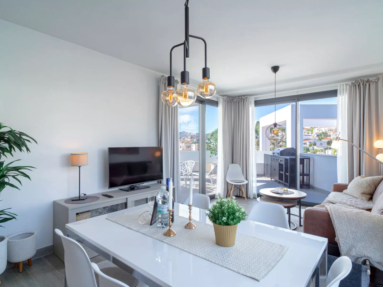 Royal Palm Luxe by Casasol