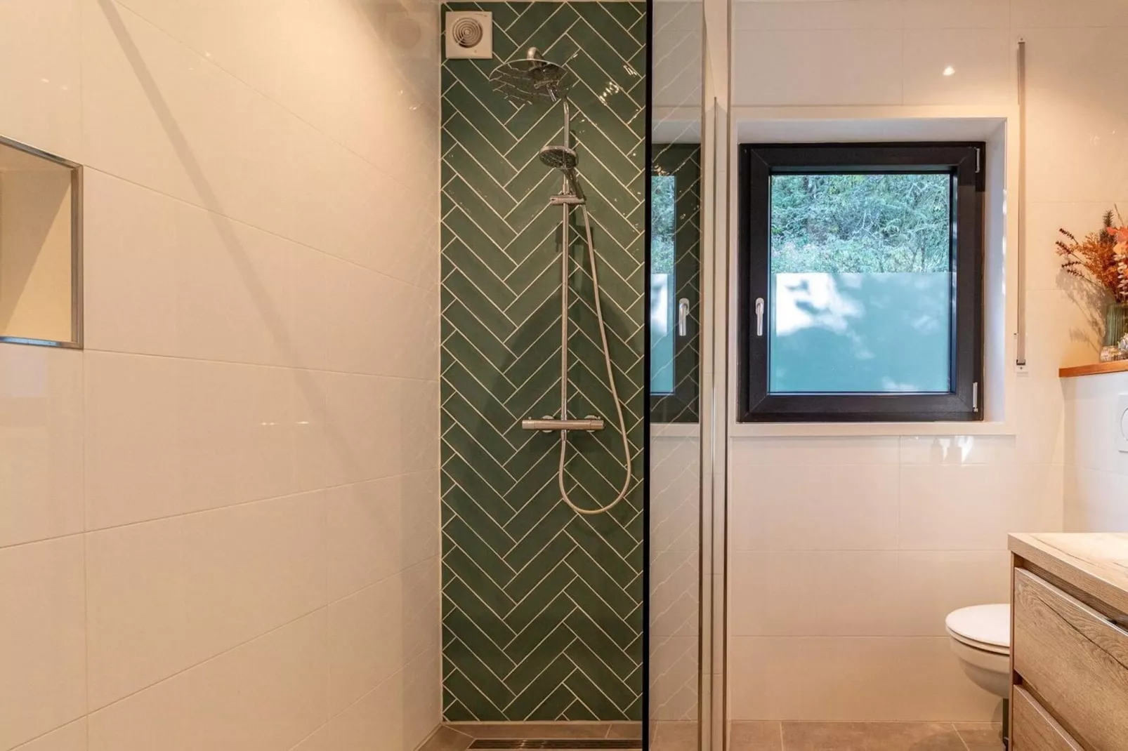 Villa Dorfblick-Bathroom