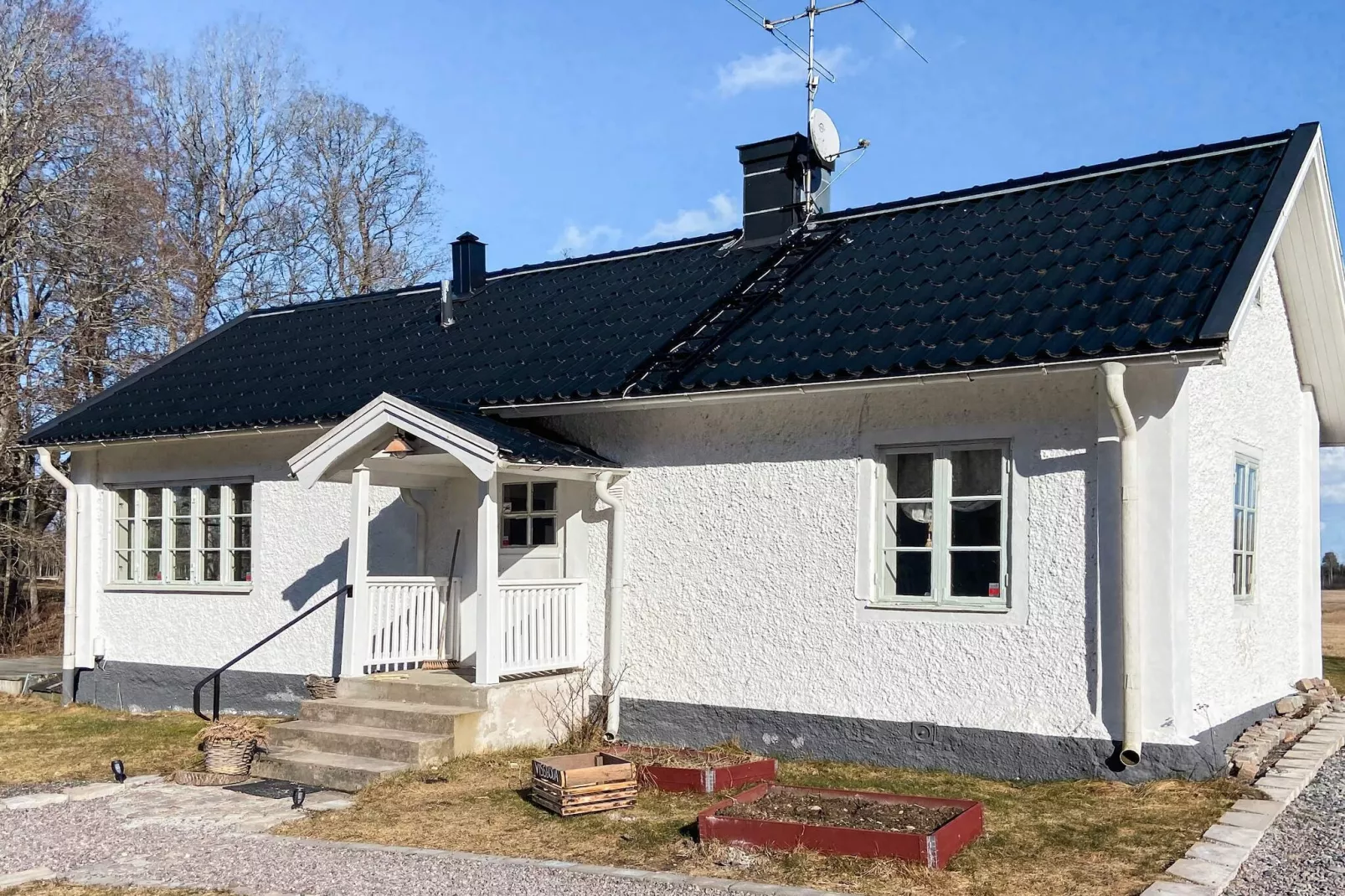 4 person holiday home in ÅSBRO
