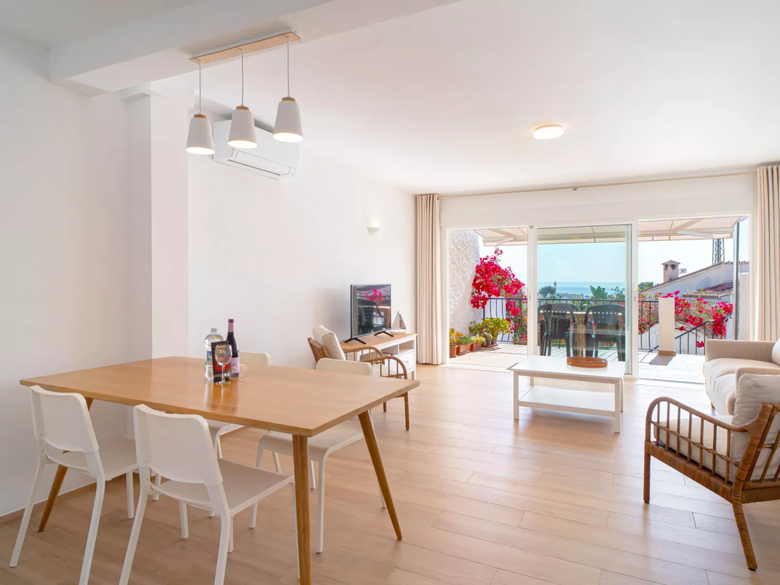 Via Romana Vistamar by Casasol