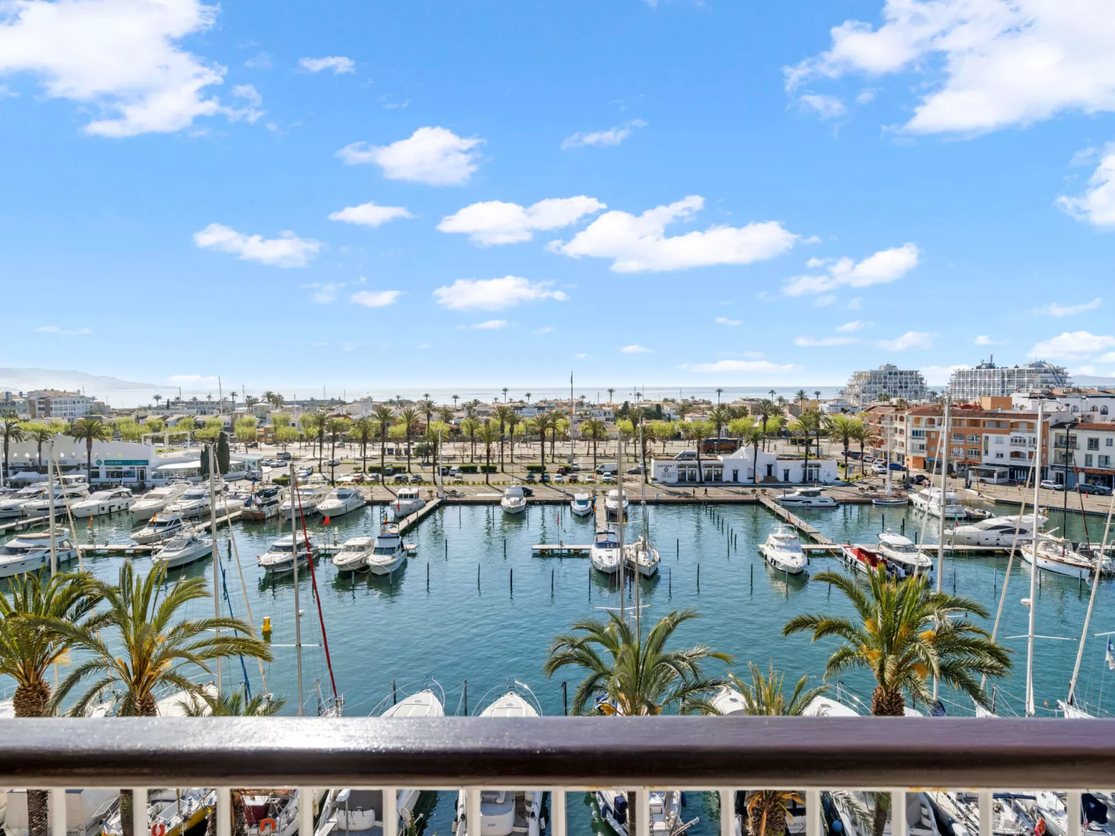 WELCS APARTAMENTO 216 EMP Frente con Terraza