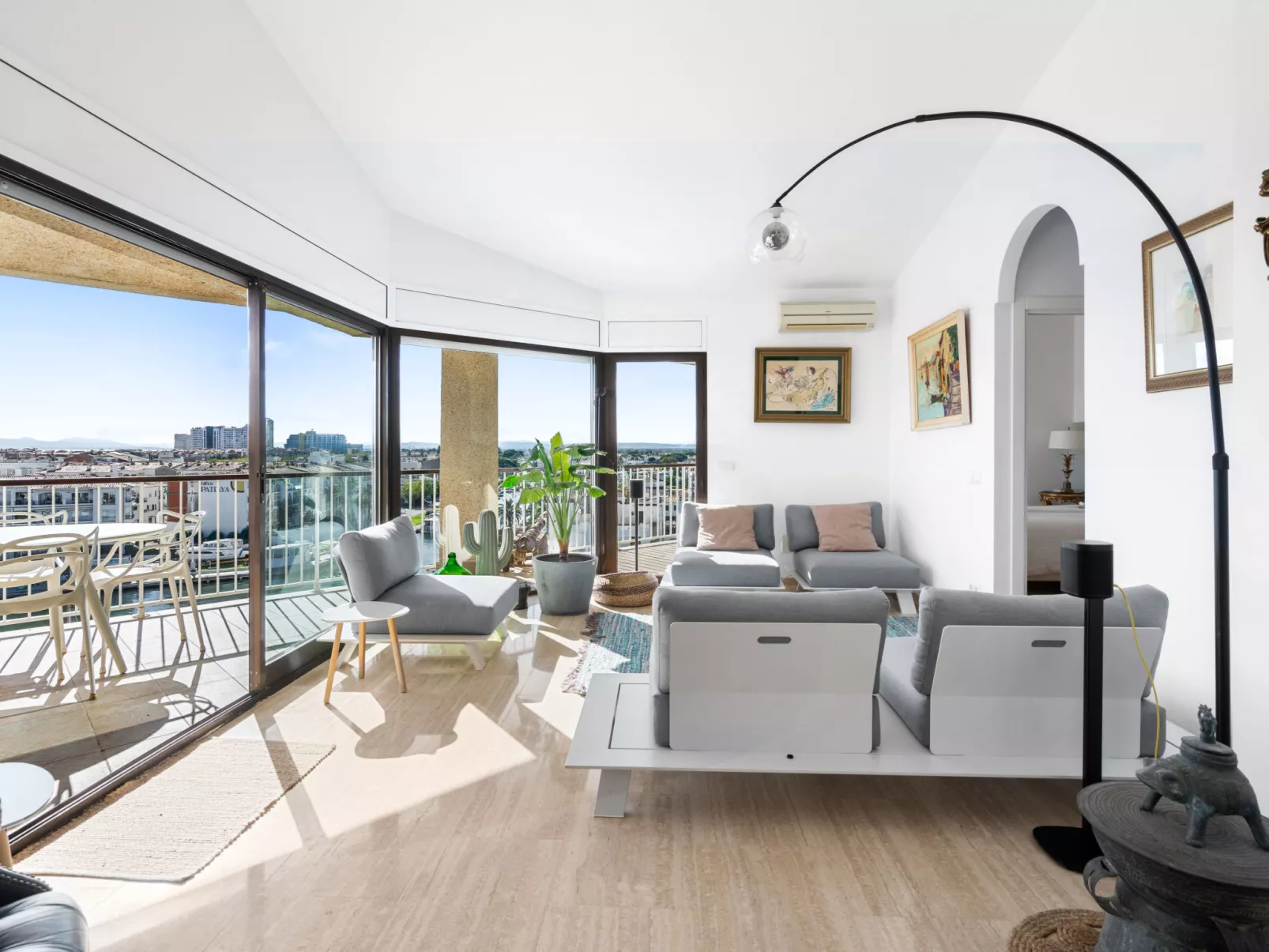 WELCS APARTAMENTO 106 EMP con PISCINA PRIVADA