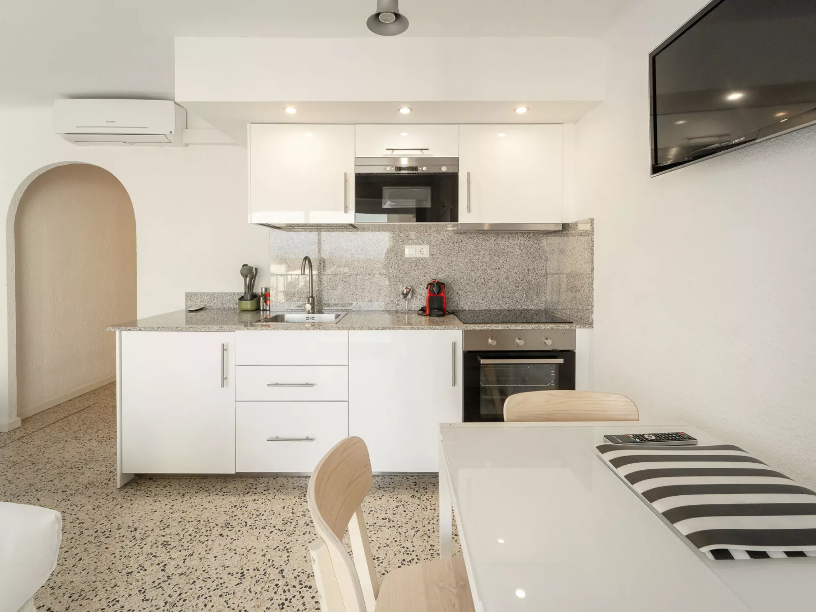 WELCS ESTUDIO 120 EMP cerca del mar