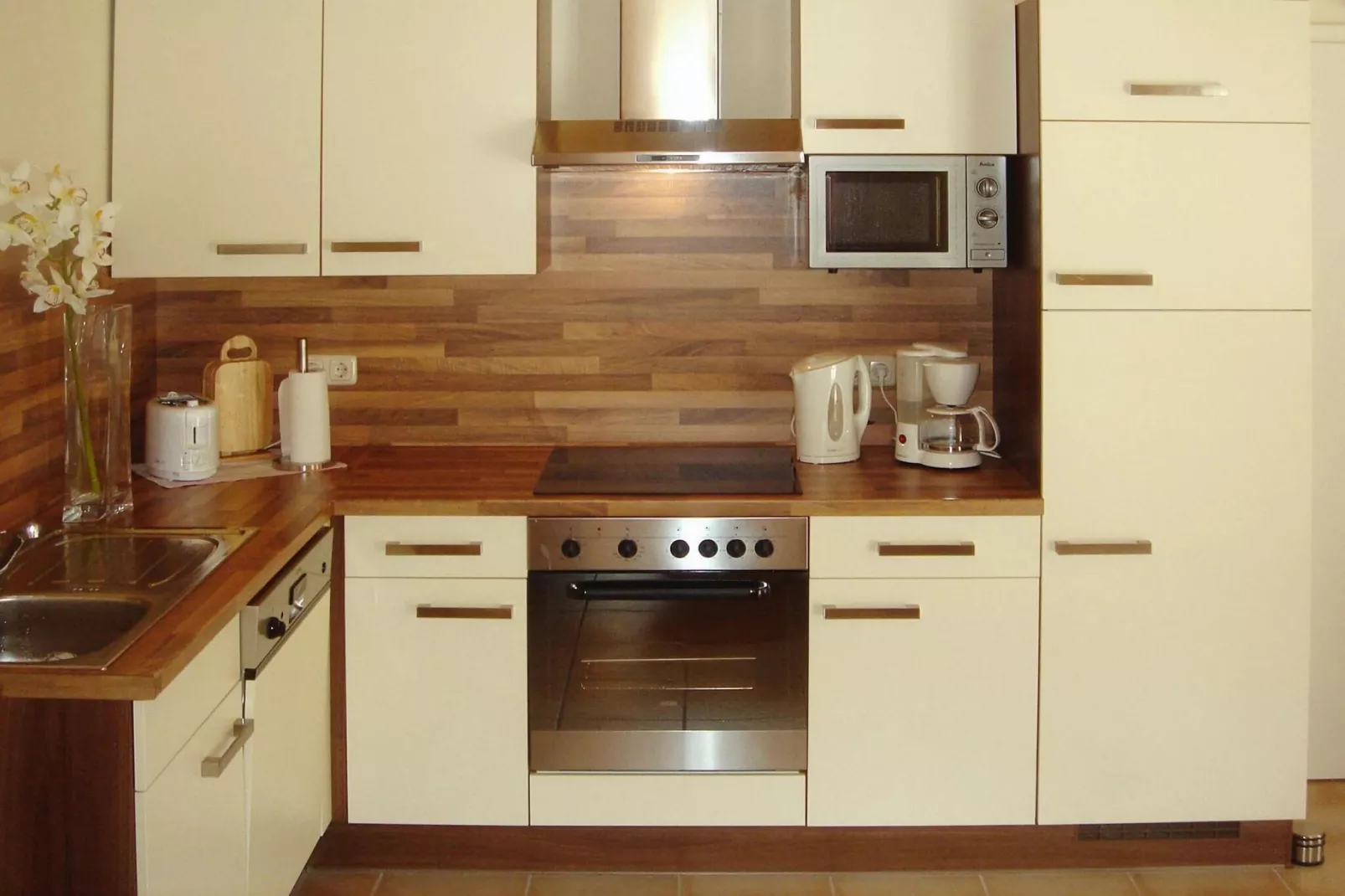 DHH Bernsteinhaus rechts-Kitchen