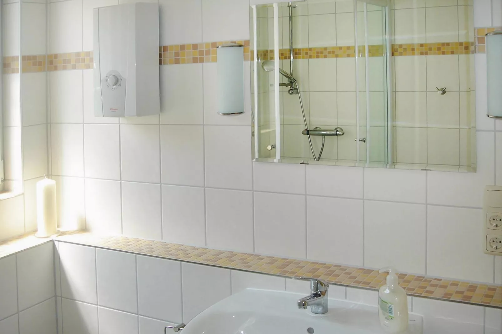 DHH Bernsteinhaus rechts-Bathroom