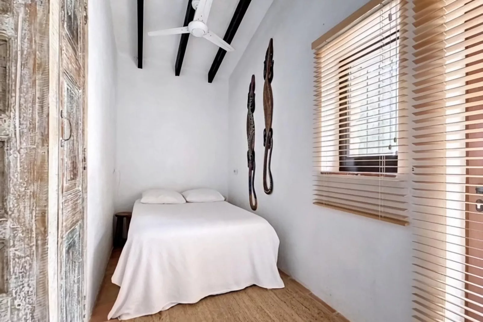 Finca de Piedra-Bedroom