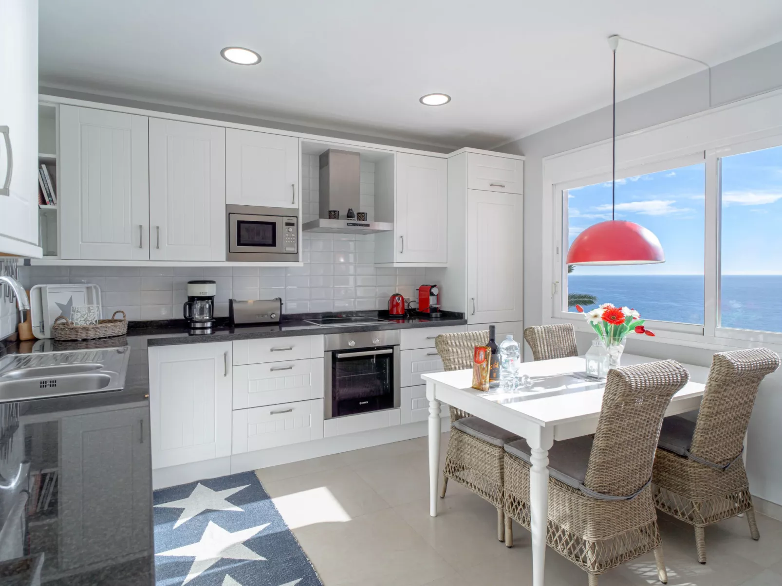 Vistas del Mar by Casasol - Inside