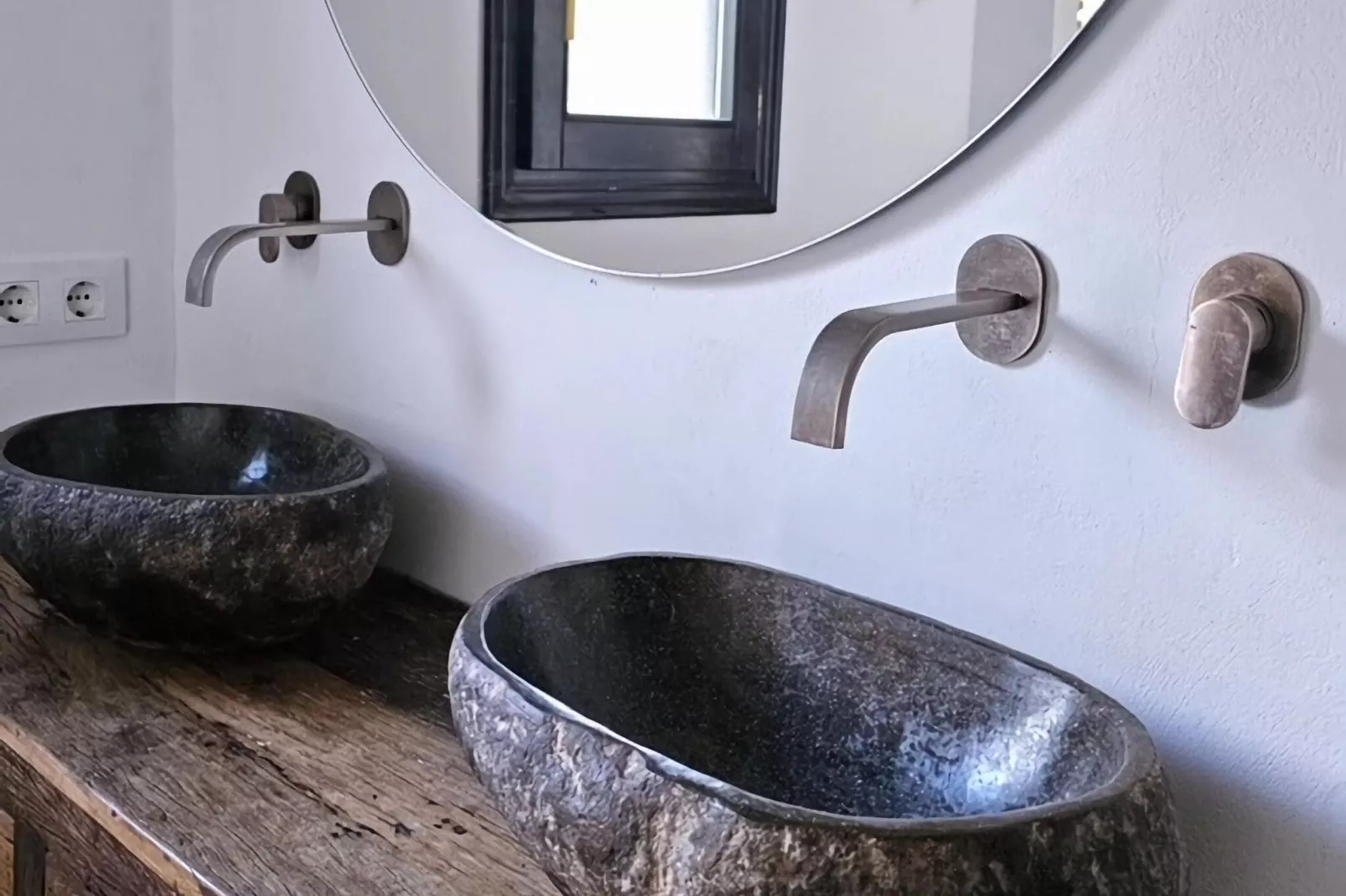 Finca de Piedra-Bathroom