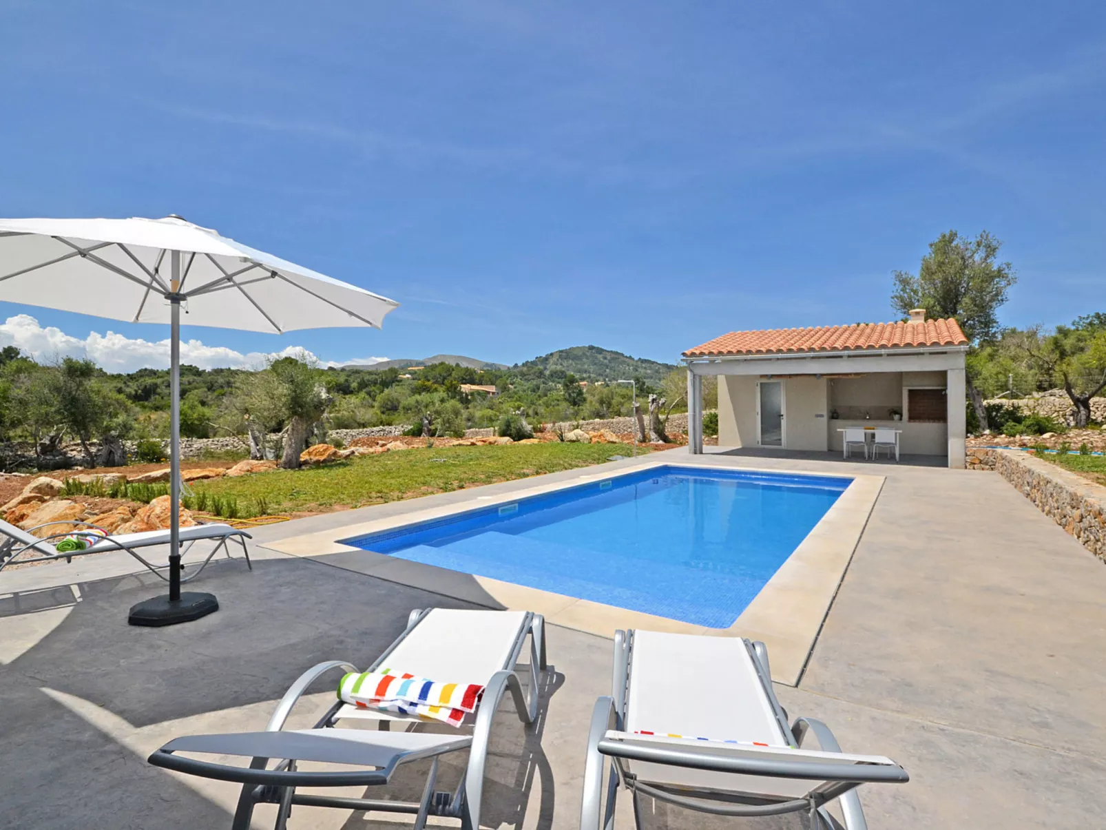 Ses Veyetes - Draußen